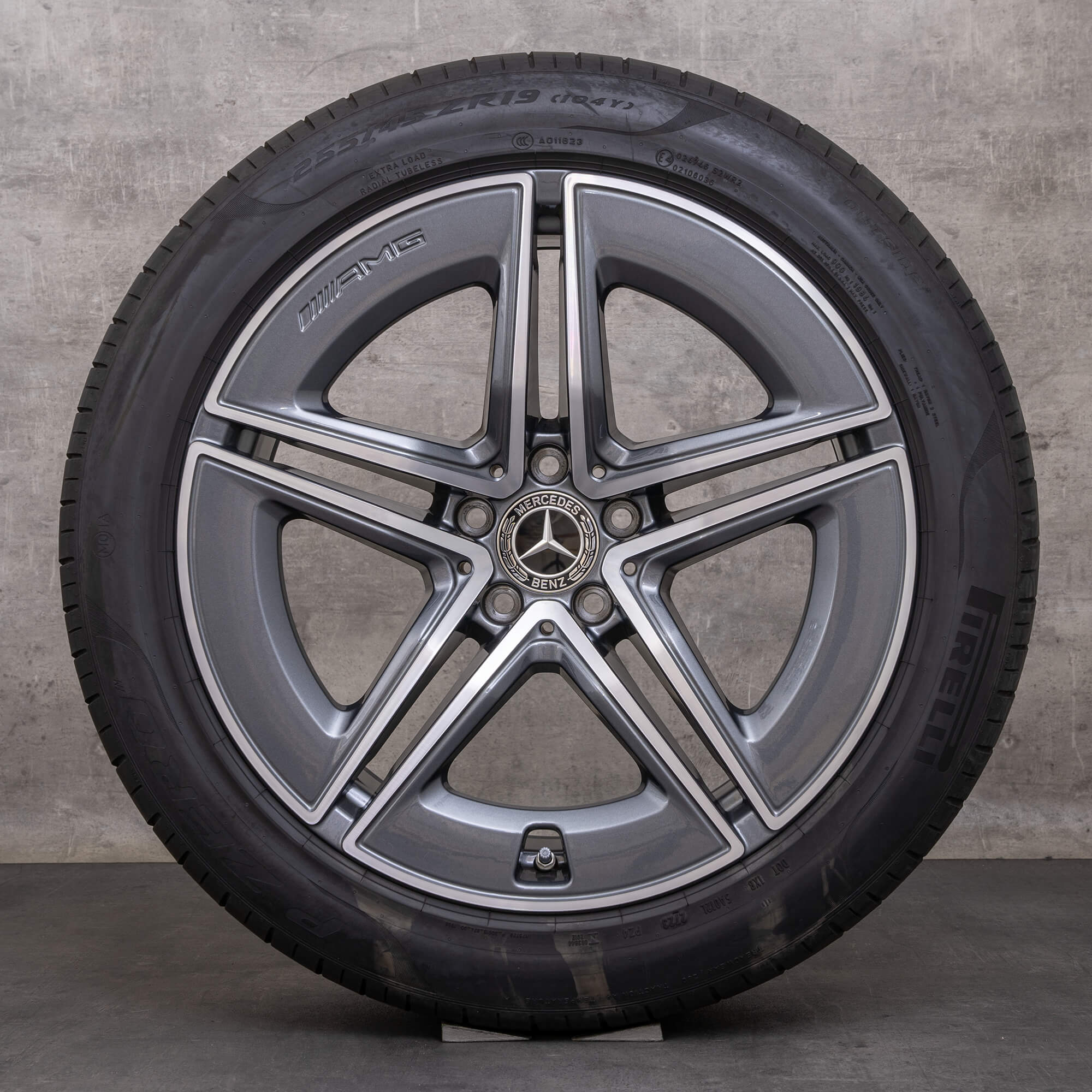 Original Mercedes Benz E-Klasse 53 AMG Felgen 19 Zoll W214 S214 Hybrid Sommerräder A2144010900 A2144011000 himalaya grey glanzgedreht