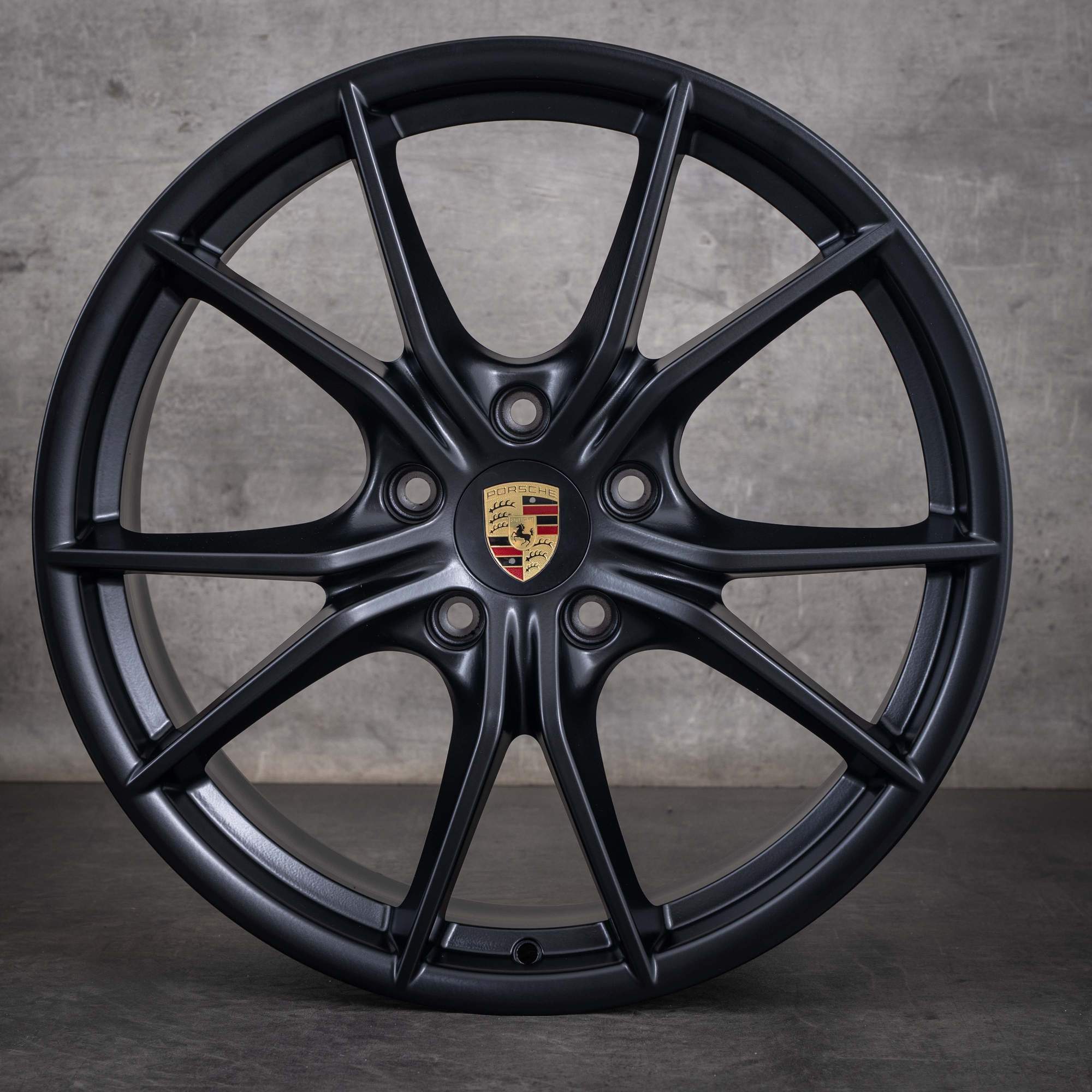 Oryginalne felgi Porsche 991 II 20 cali Carrera 4 i S GTS 99136271000 99136276003, matowa czerń
