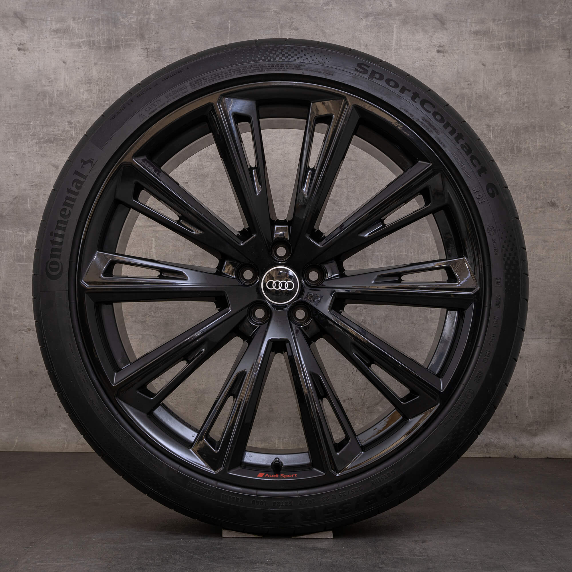 OEM Audi Q8 SQ8 rims 23 inch 4M8 summer wheels 4M8601025R black glossy
