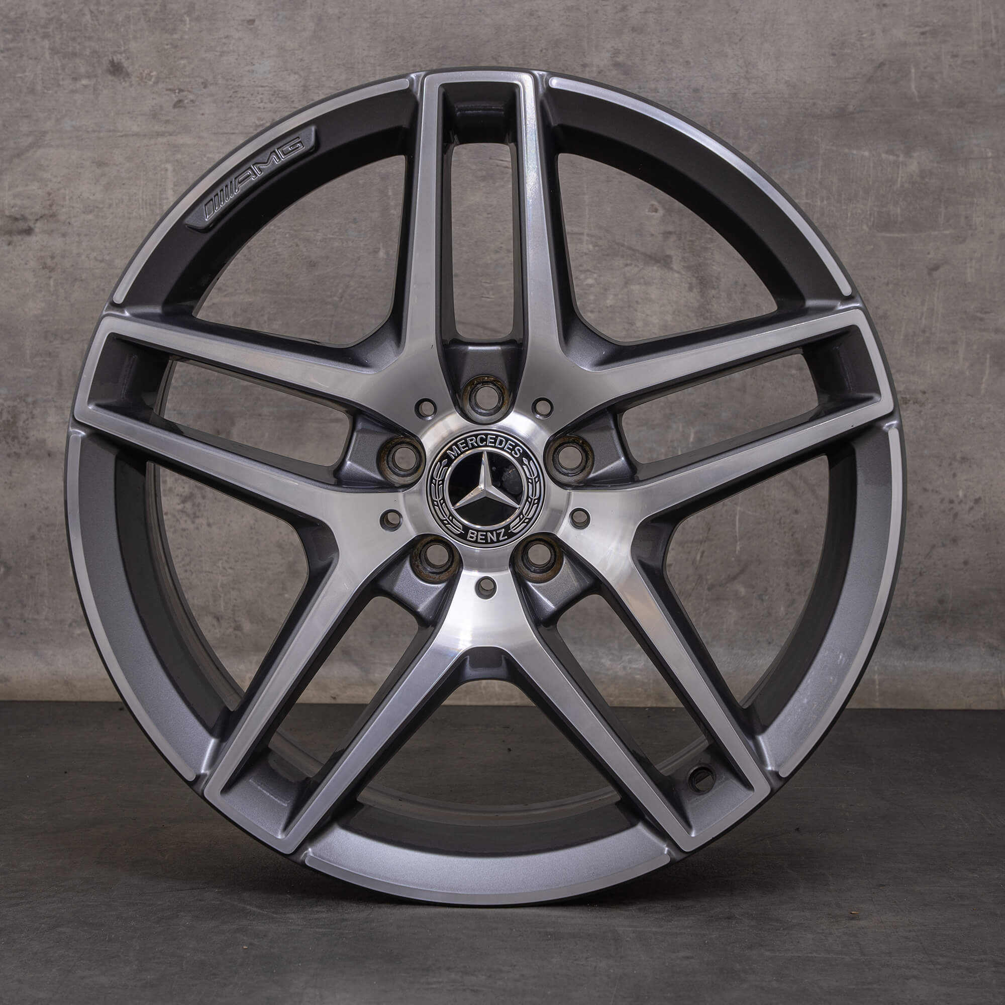 Alkuperäiset Mercedes Benz S-sarjan AMG talvirenkaat 19 tuuman W222 A217 C217 vanteet A2224010000 himalajanharmaa Kiillotettu