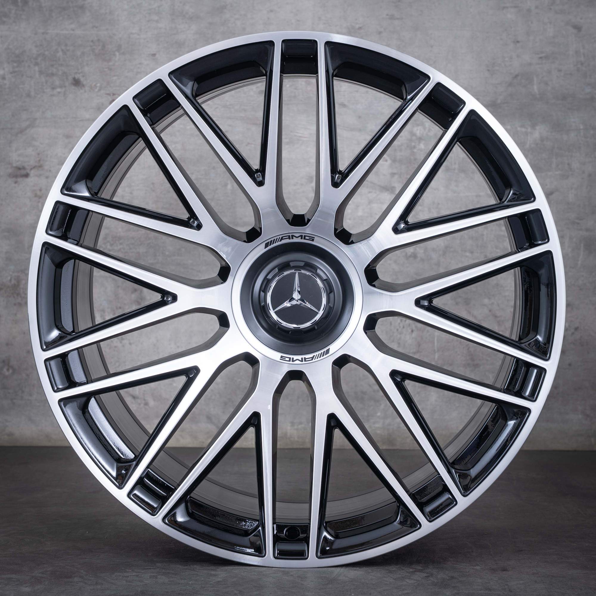 Alkuperäiset Mercedes Benz AMG GT vanteet 21 tuumaa C192 A1924011900 A1924012000 musta kiillotettu UUSI