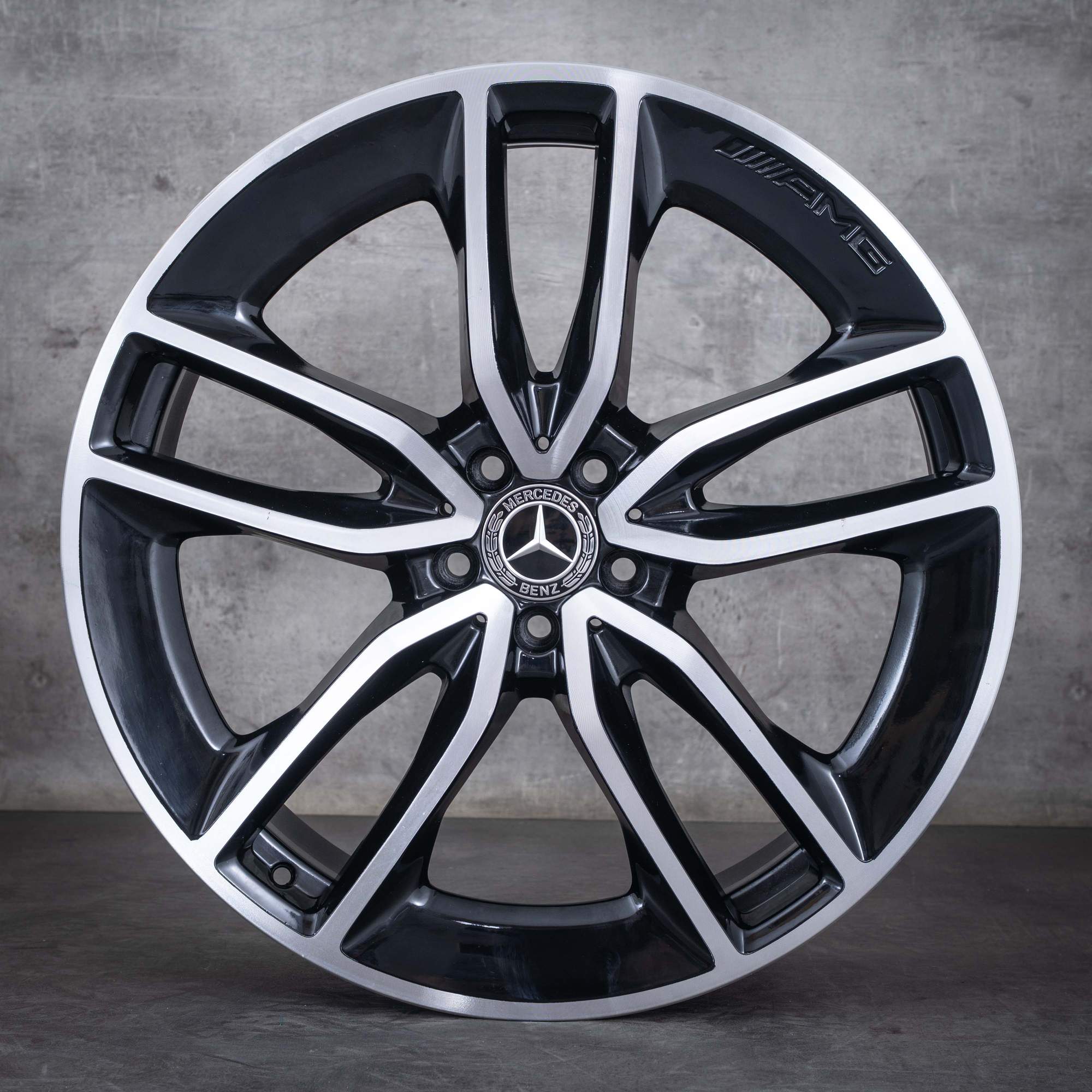 Oryginał Mercedes Benz GLE AMG felgi 22 cale V167 C167 koła letnie A1674013600 A1674013700 czarne Polerowane