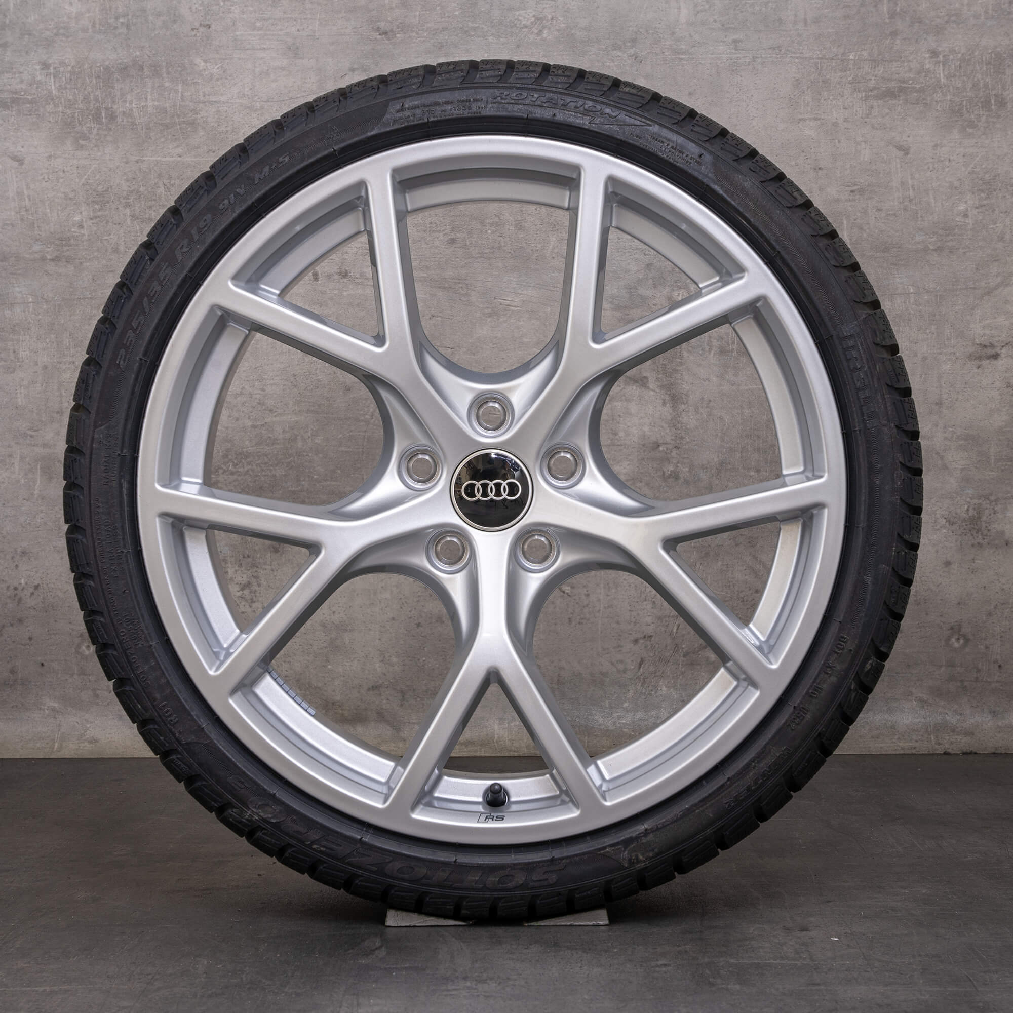 Original Audi RS3 vinterhjul 19 tum 8Y RS fälgar 8Y0601025BT 8Y0601025BQ silver glänsande NY