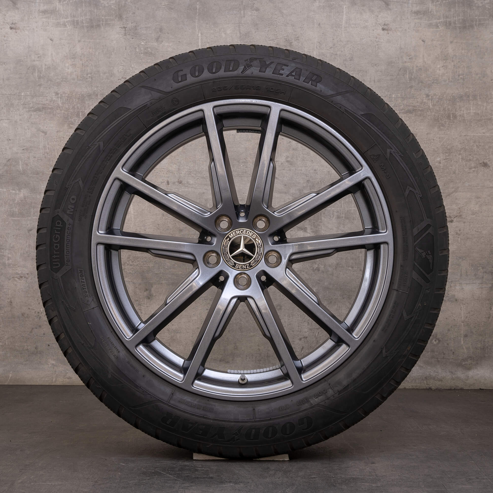 Orijinal Mercedes Benz EQE kış jant lastik 19 inç SUV X294 jantlar A2944010400 titanyum parlak