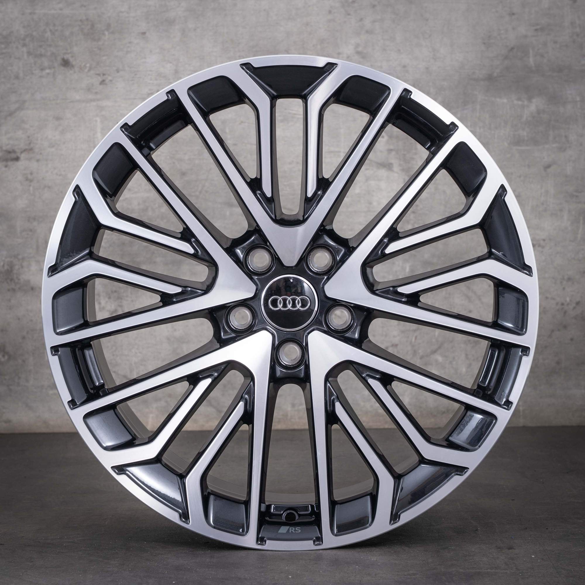 OEM Audi A3 S3 RS3 19inch 8V 8Y summer wheels 8Y0601025DC granite gray diamond cut