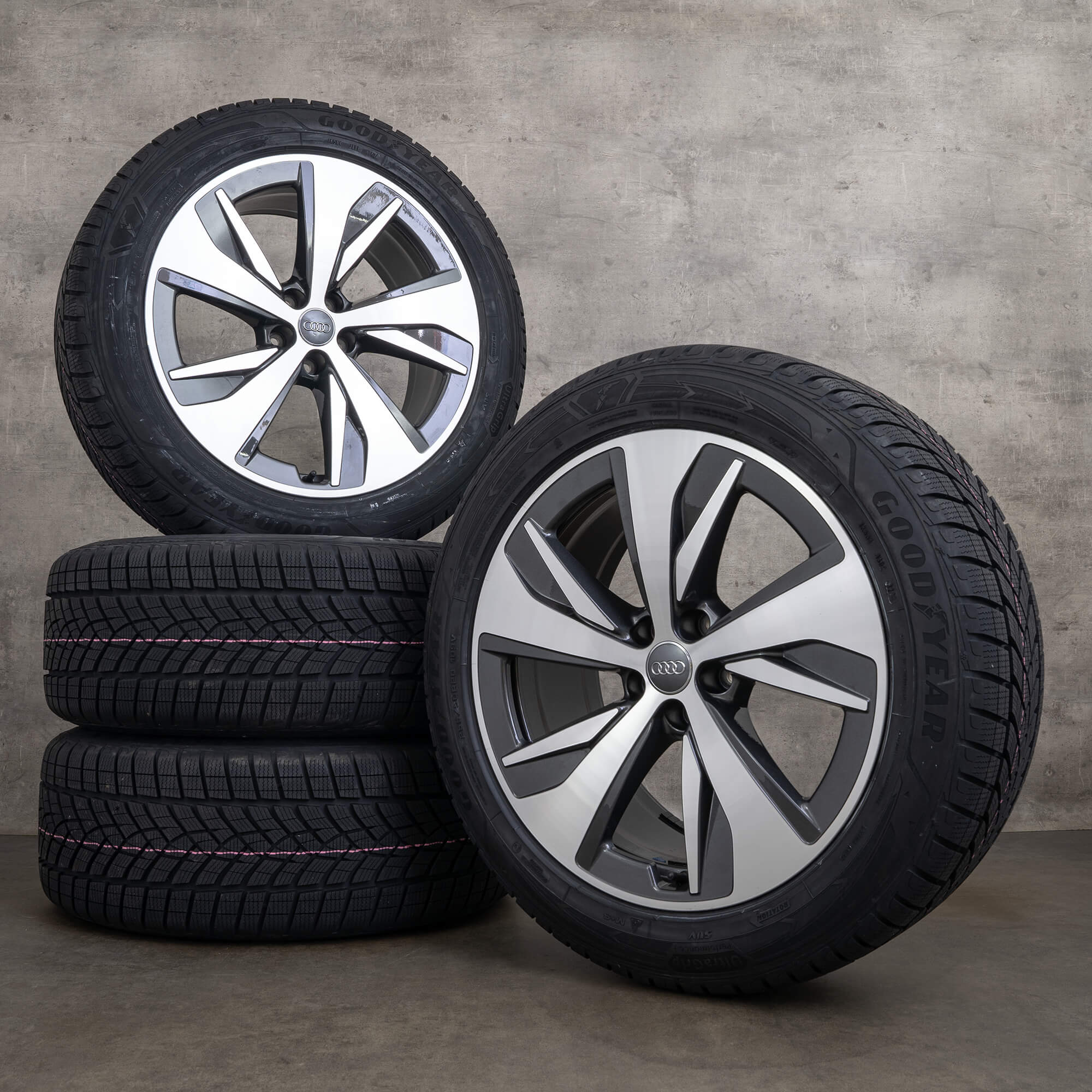 Originální zimni alu kola Audi e-tron Q8 20" GE 4KE disky antracit leštěné 4KE601025AF