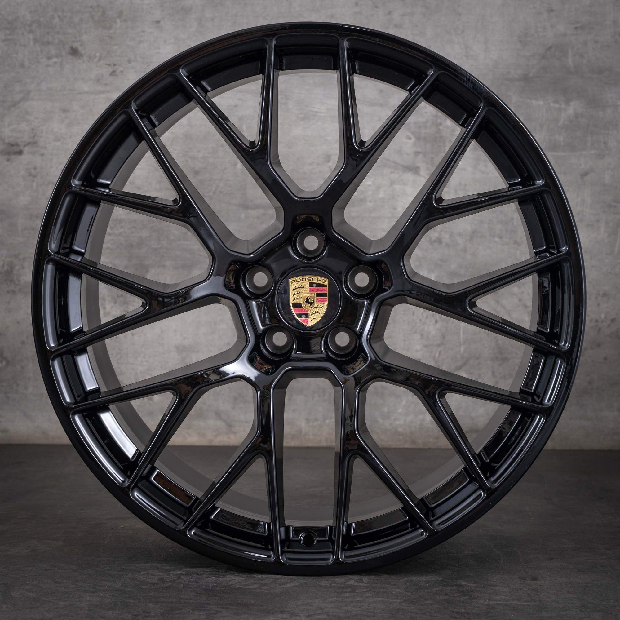 Original Porsche Macan I & II Winterräder 20 Zoll Felgen RS Spyder 95B601025BF 95B601025BG schwarz glanz