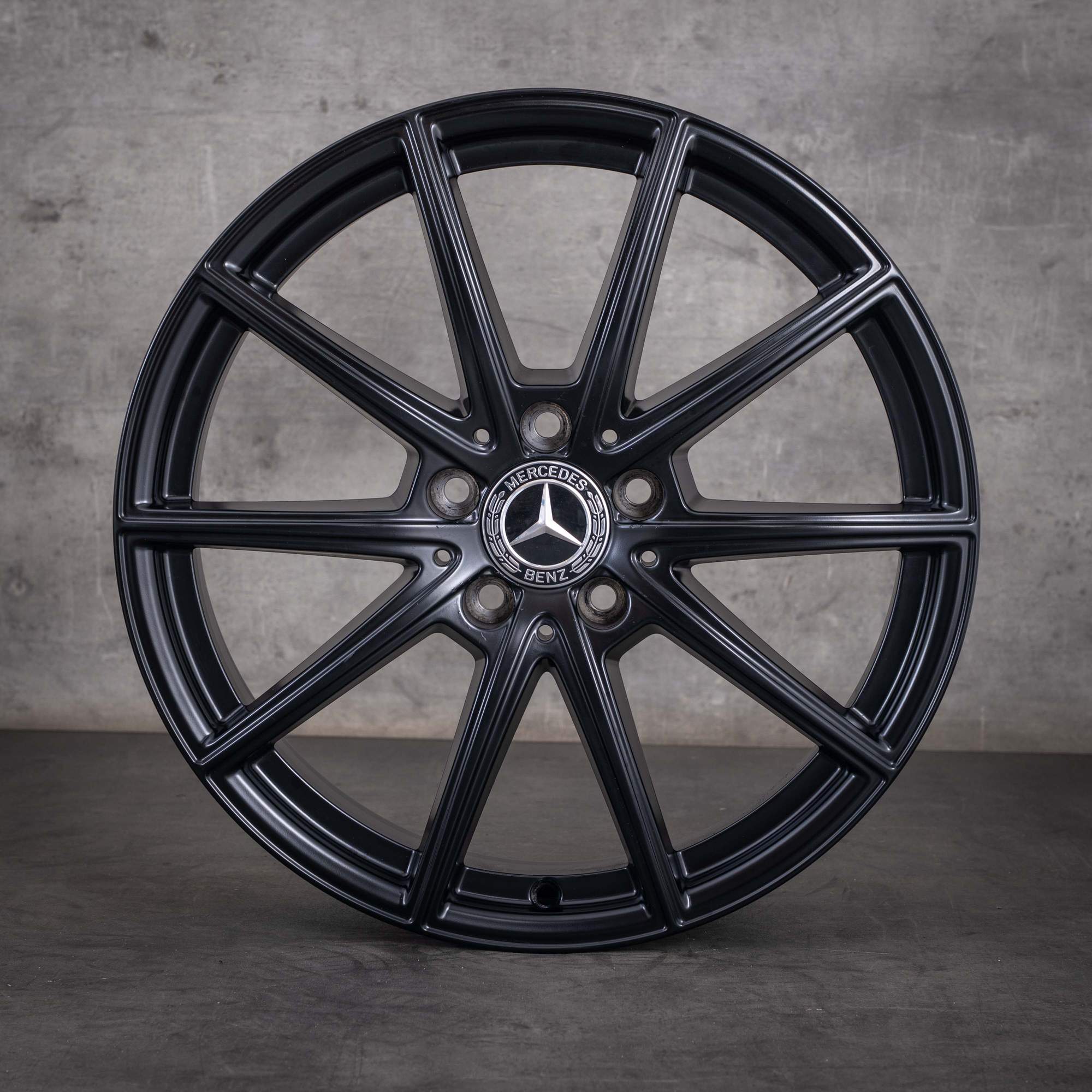 Original Mercedes Benz GLA GLB 18 Zoll H247 X247 Felgen A2474012600 schwarz matt - Felge 2 von 4