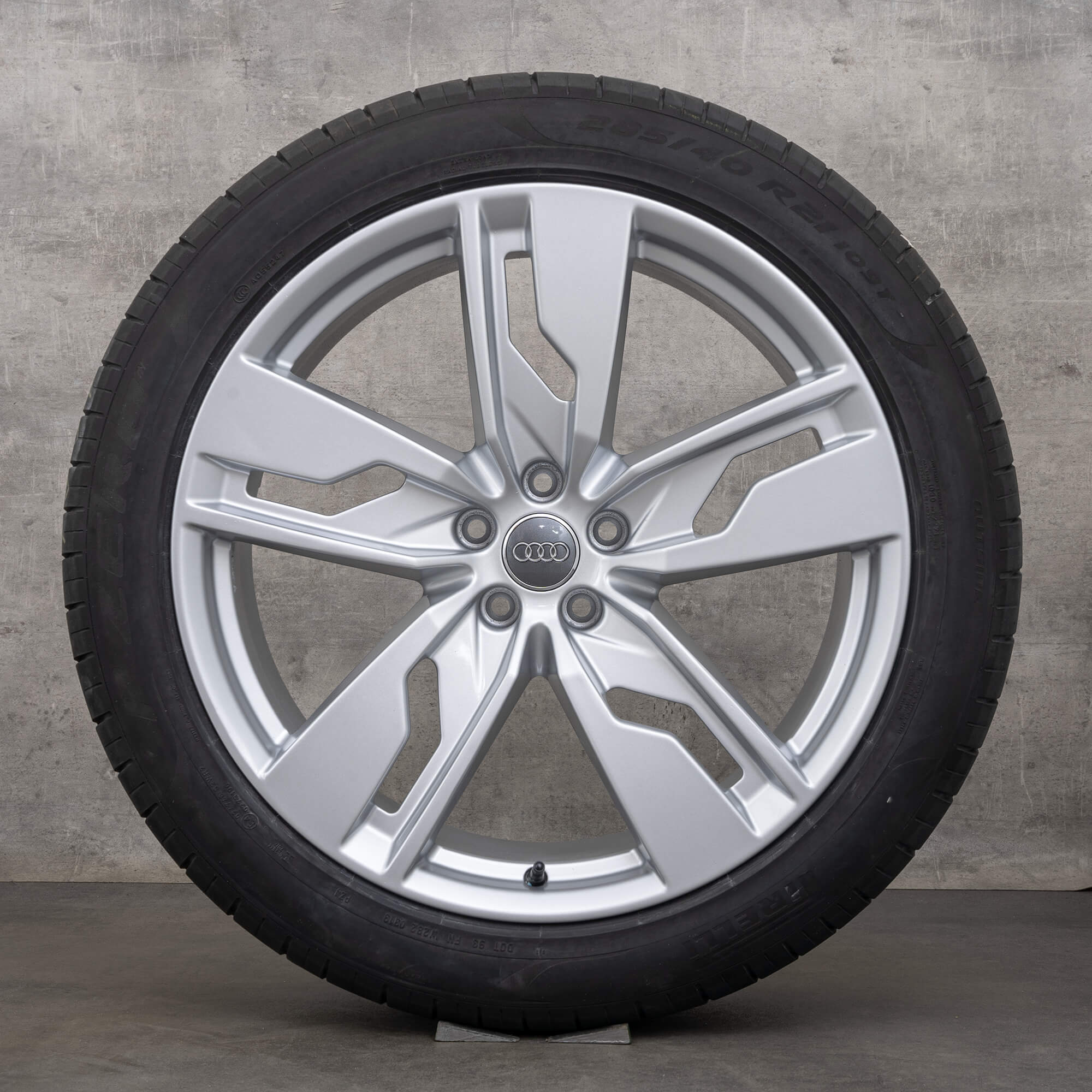 Jantes d'origine Audi Q7 SQ7 21 pouces roues hiver 4M 4M0601025K pneus argent