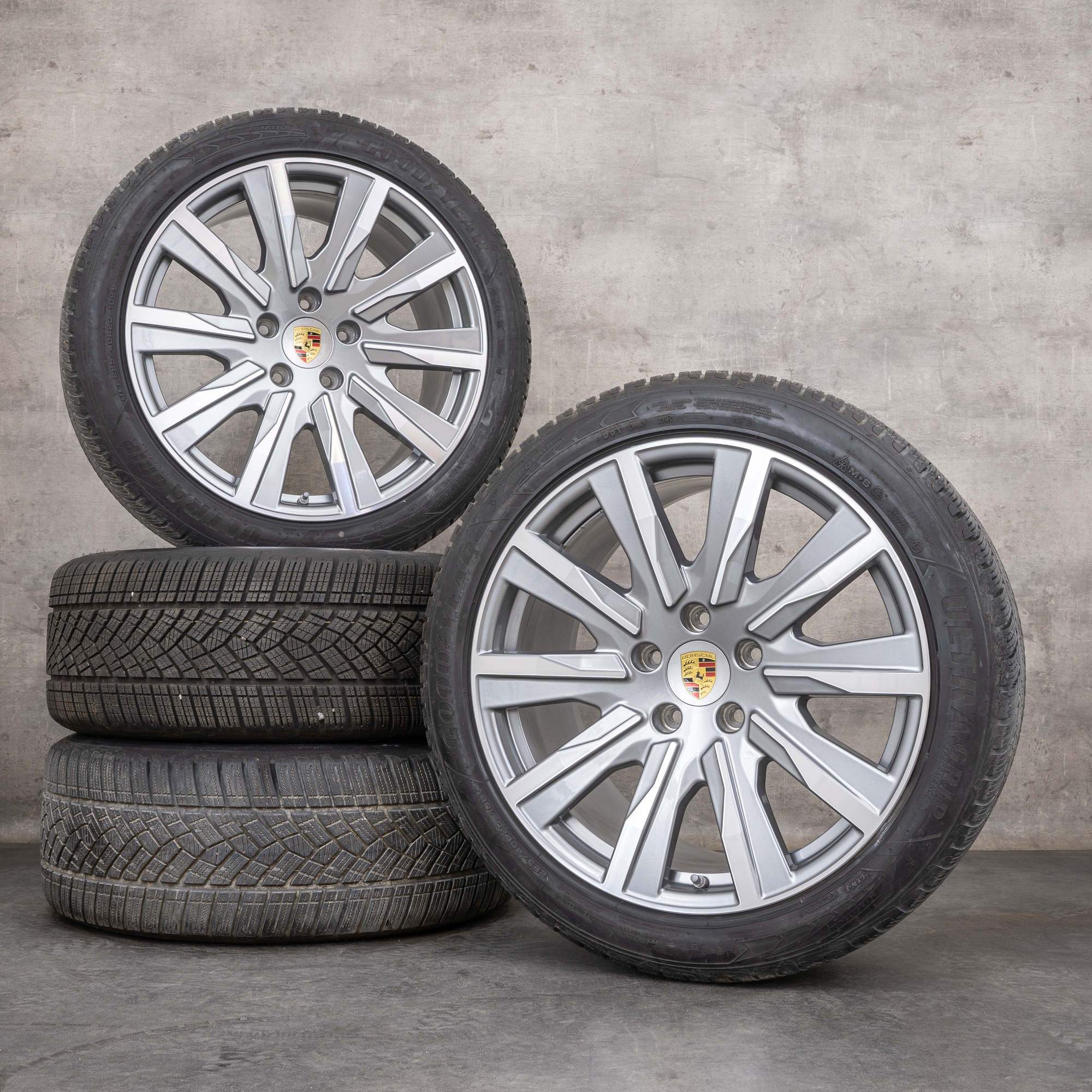 Oryginalne koła zimowe Porsche Taycan 20 cali 9J1 I II 4S Cross Turismo GTS Felgi 9J1601025L 9J1601025M Polerowane platynowe srebro