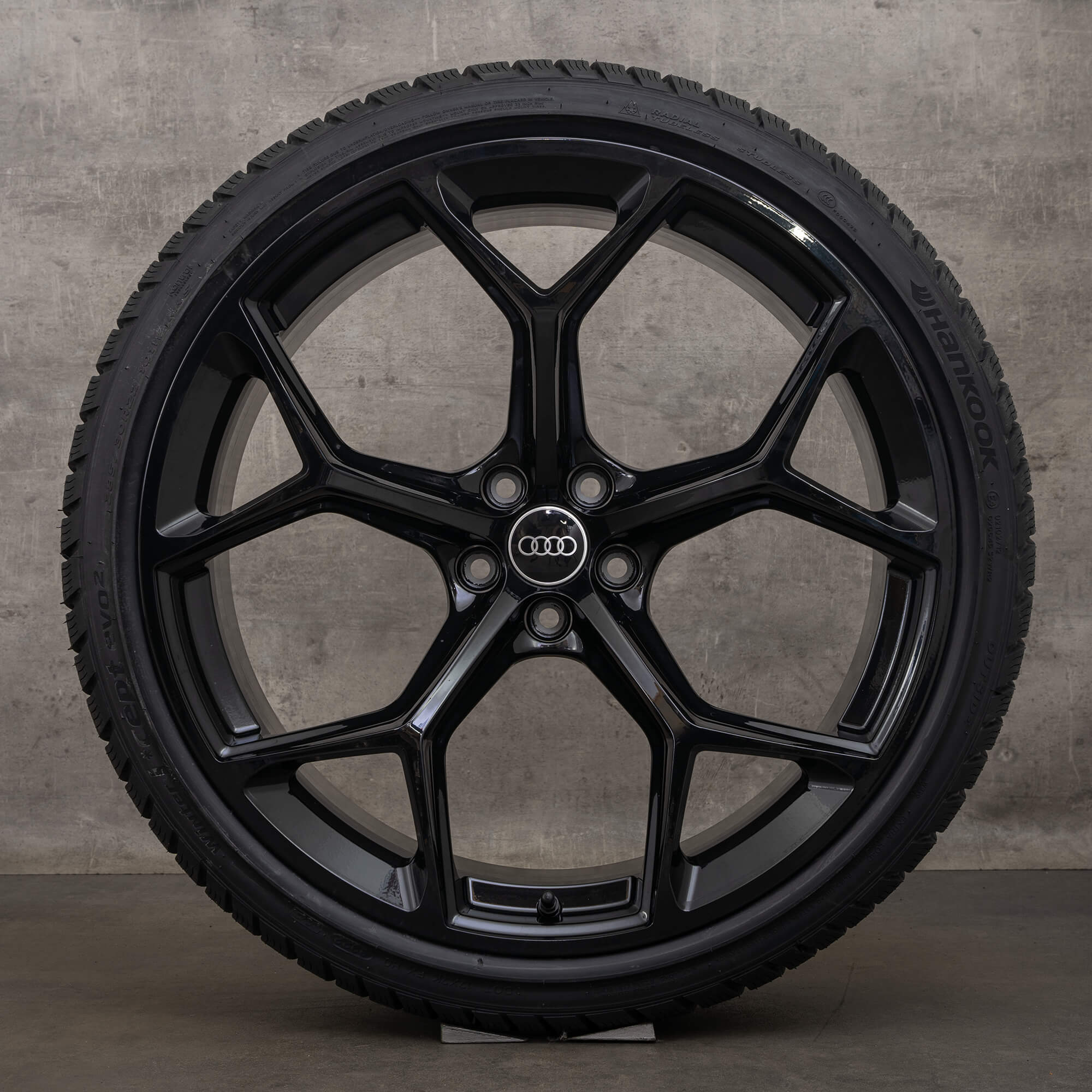 OEM Audi RS6 RS7 snow tire packages 22 inch 4K C8 Rims 4K0601025BM Performance honeycomb design black gloss NEW