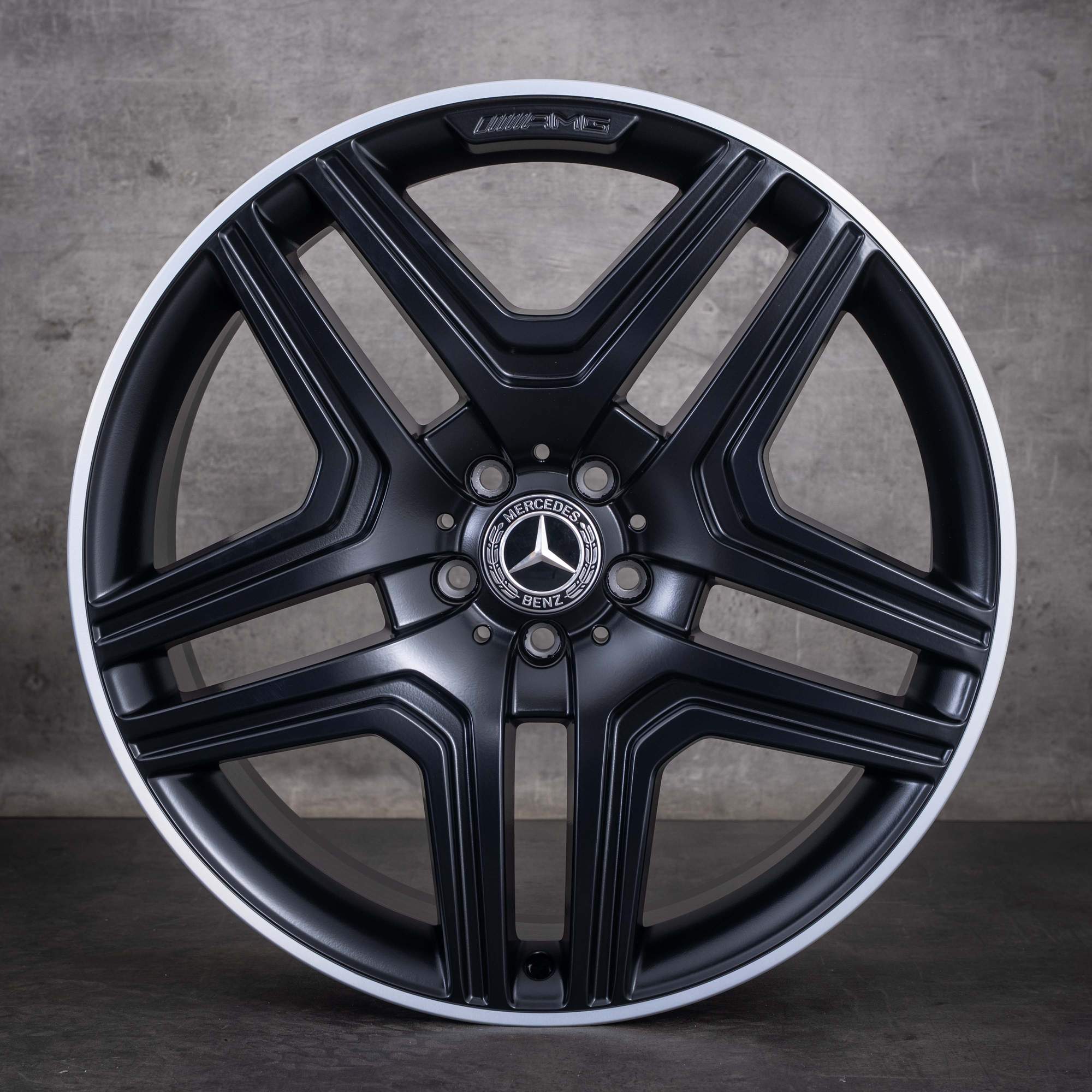 Mercedes-Benz GL GLS & 63 AMG fælge 21 tommer W166 A1664011400 mat sort kant med diamond cut-polering - fælg 3 af 4