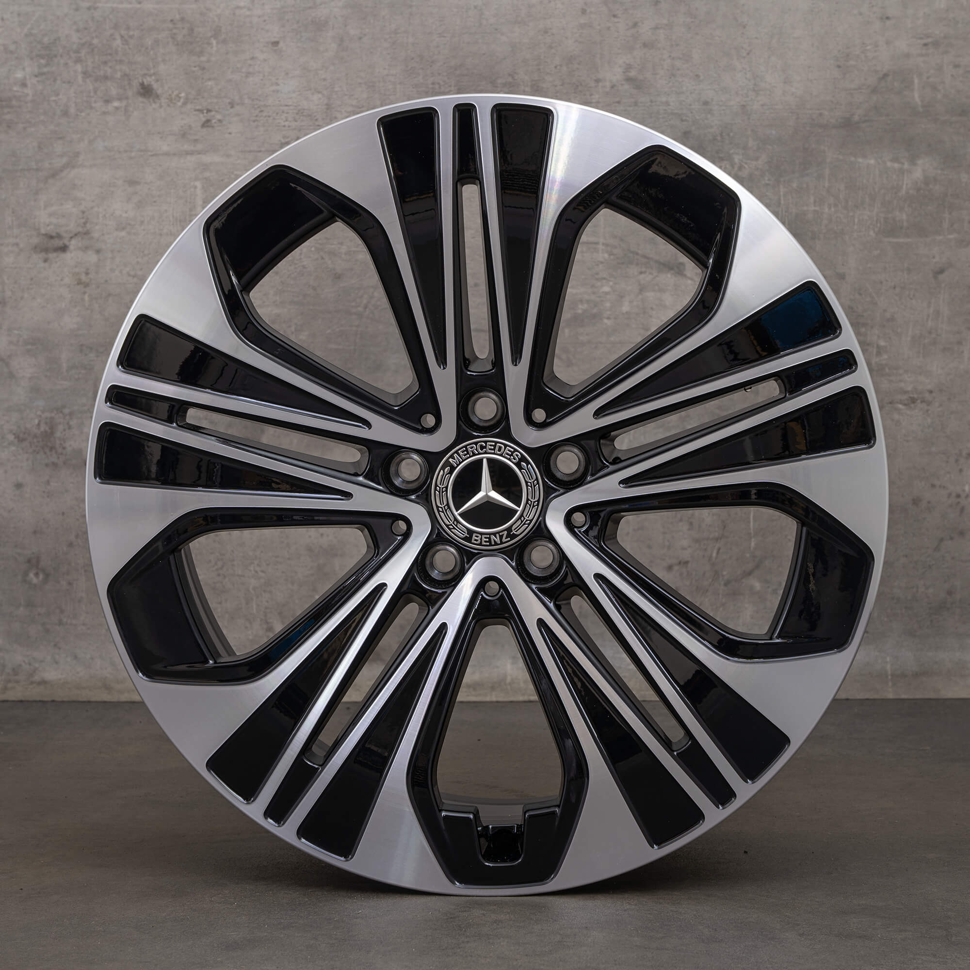 Originale Mercedes-Benz E-klasse fælge 19 tommer W214 S214 A2144012300 A2144012400 sort diamond cut NY