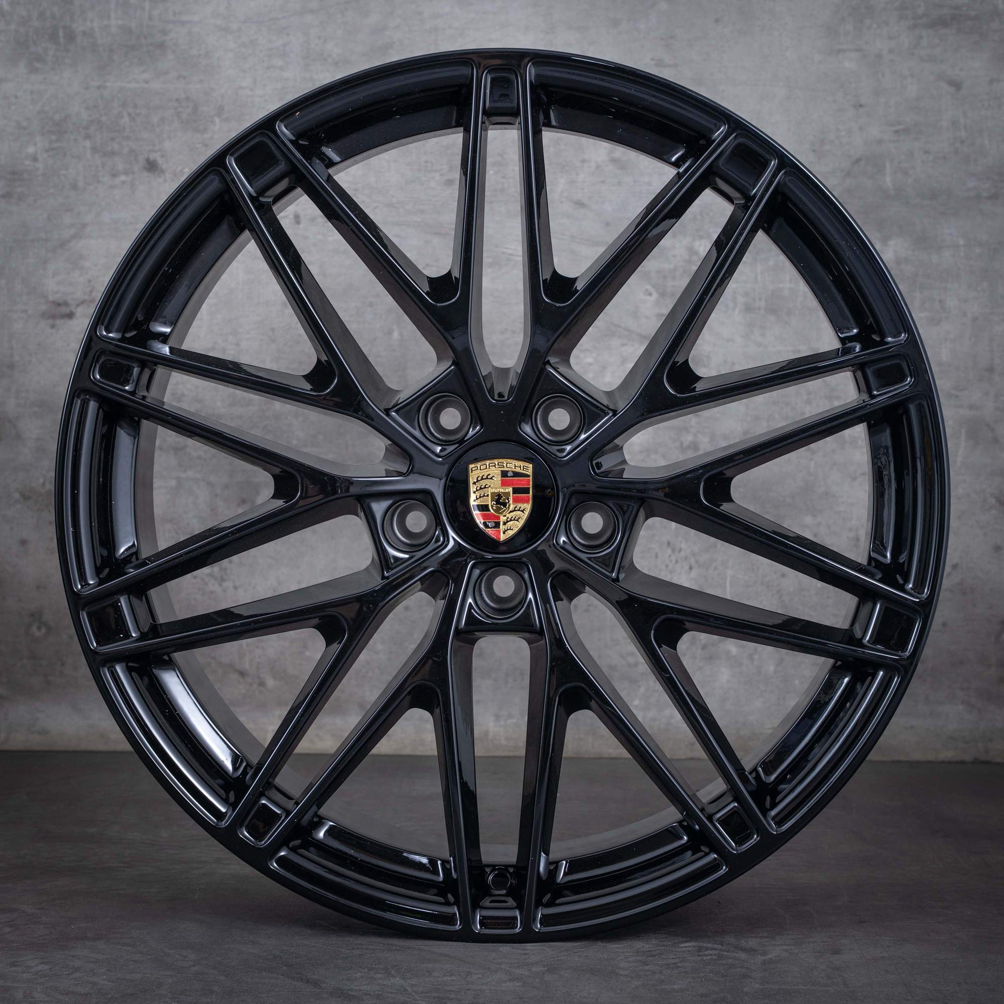 OEM Porsche Macan Electric Rims 22 inch H2 RS Spyder Design 95C601025AD 95C601025AE black gloss NEW