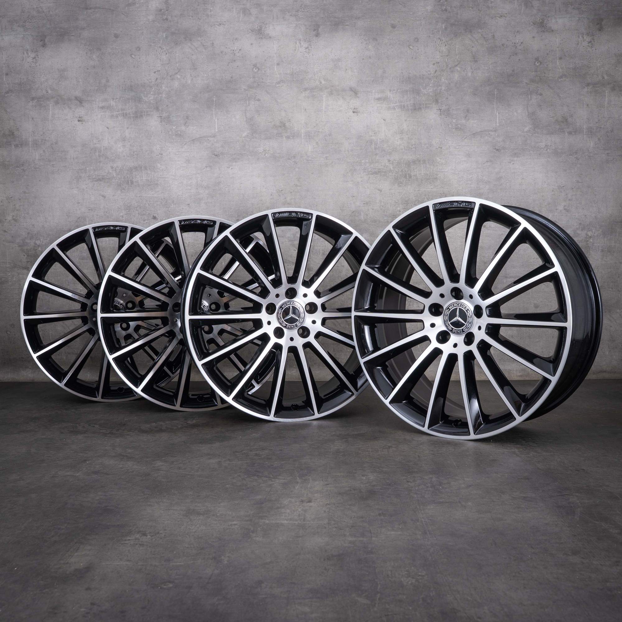 Originální disky Mercedes-Benz CLS AMG 20 palců W257 C257 A2574011900 A2574012000, černé, s diamond cut