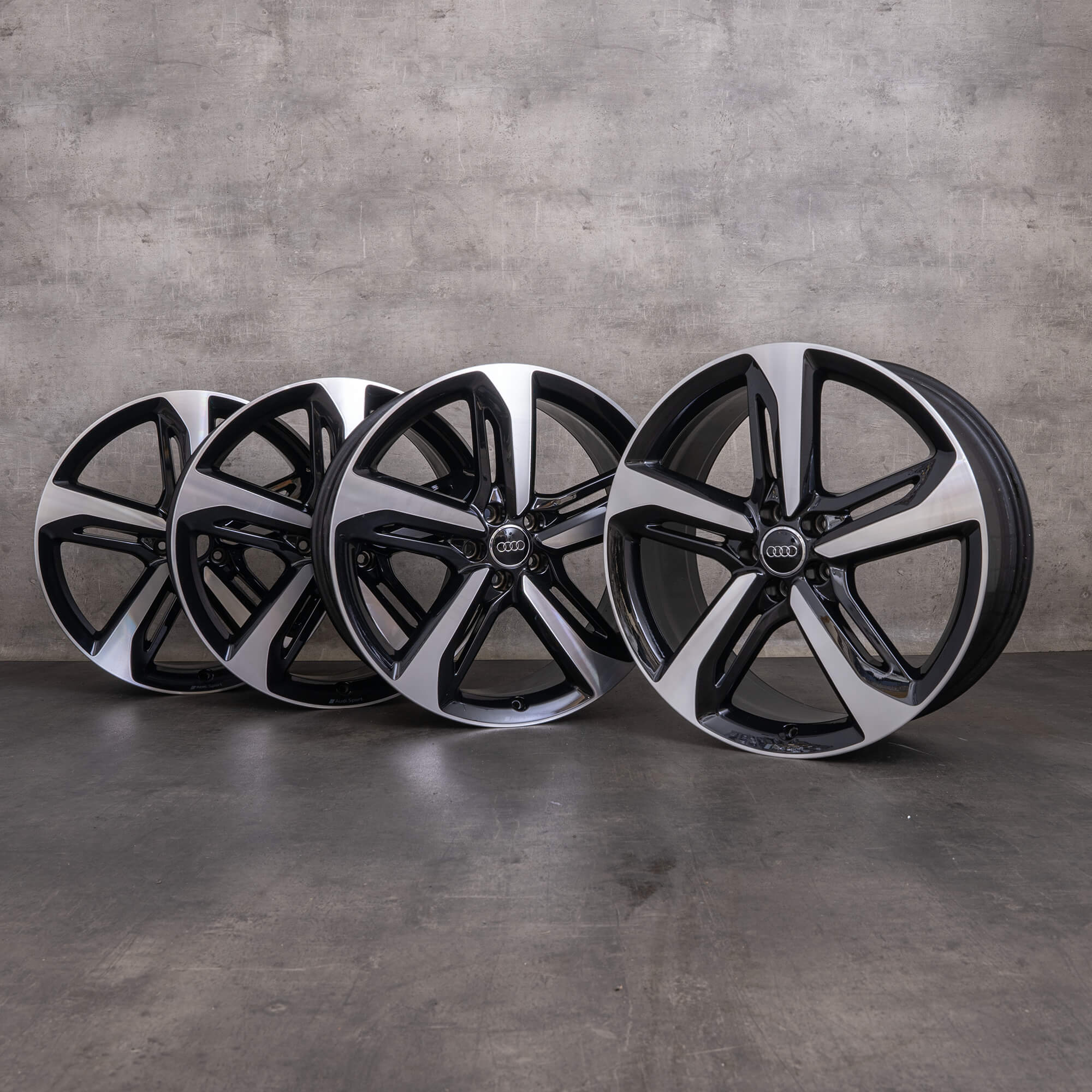 Original Audi A6 S6 fälgar 21 tum 4G C7 aluminiumfälgar 4G0601025CN svart polerad