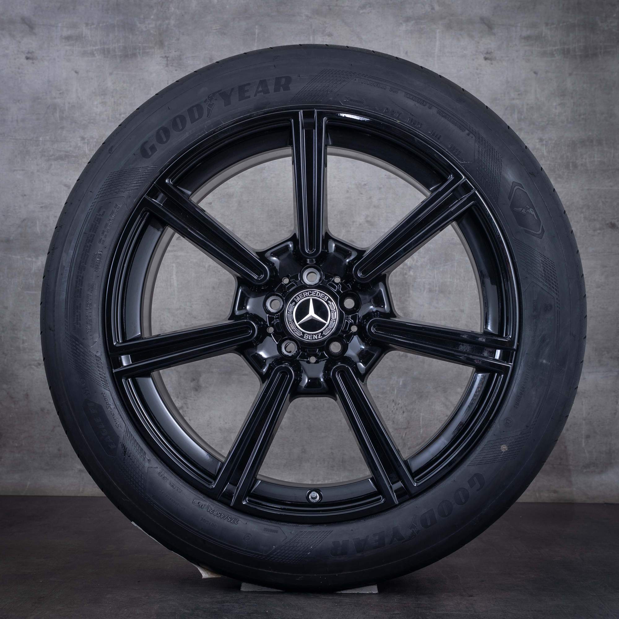 Pneumatiques hiver d'origine Mercedes-Benz EQS 21 pouces X296 SUV A2964010100 noir brillant - roue 2 sur 4