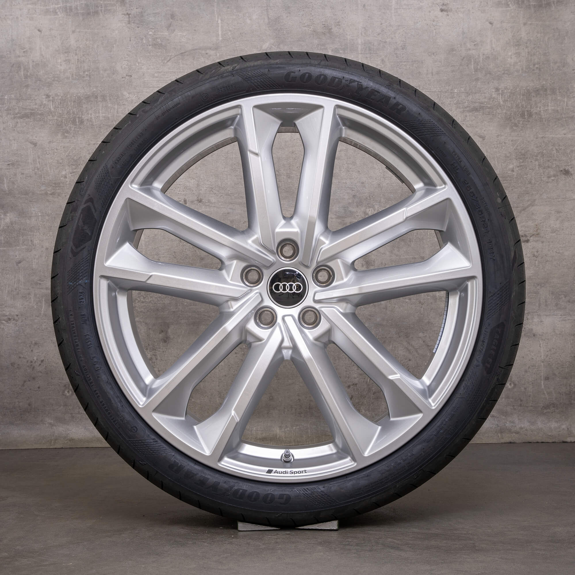 Originele Audi A6 S6 velgen 21 inch 4K C8 F2 zomerwielen DOT 2024 4K0601025CP zilver NIEUW
