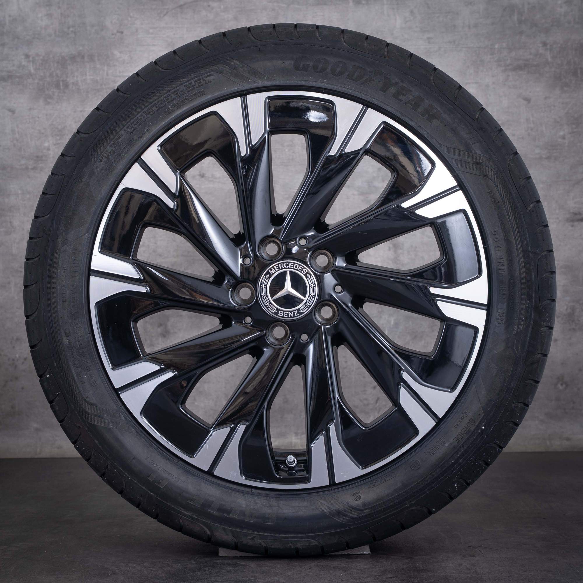 Jante originale Mercedes-Benz Clasa V de 18 inci W447 pentru roți de vară A4484011500 negre diamantate la suprafața frontală