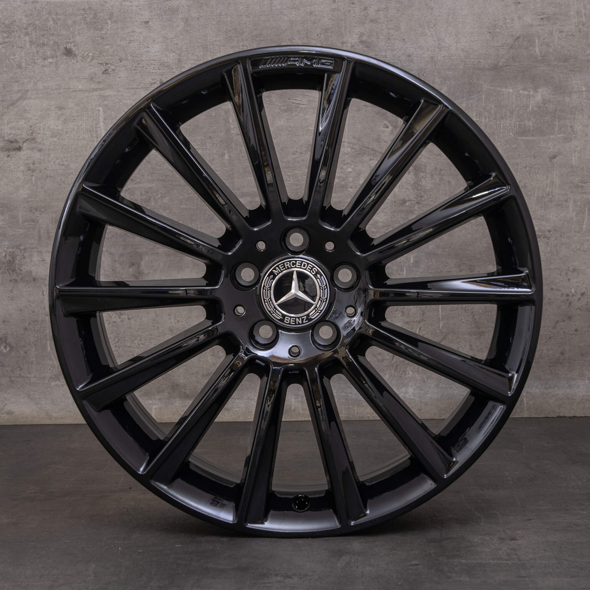 Orijinal Mercedes Benz C-Serisi AMG jantlar 19 inç W205 S205 C205 A205 A2054011300 A2054011400 siyah parlak