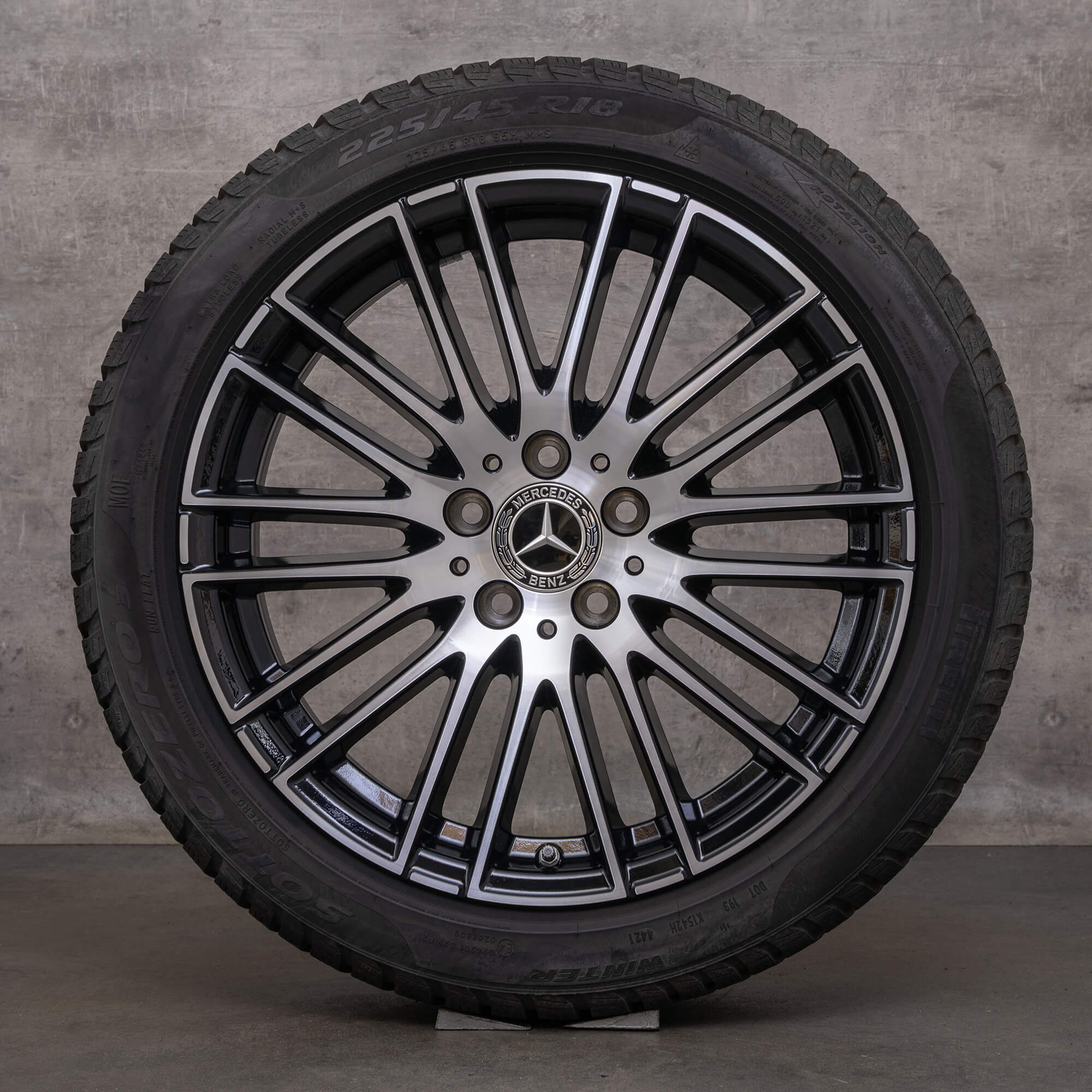 Originální zimni alu kola Mercedes Benz třídy C 18 palcové disky W206 S206 A2064014900 černé lesklé soustružené