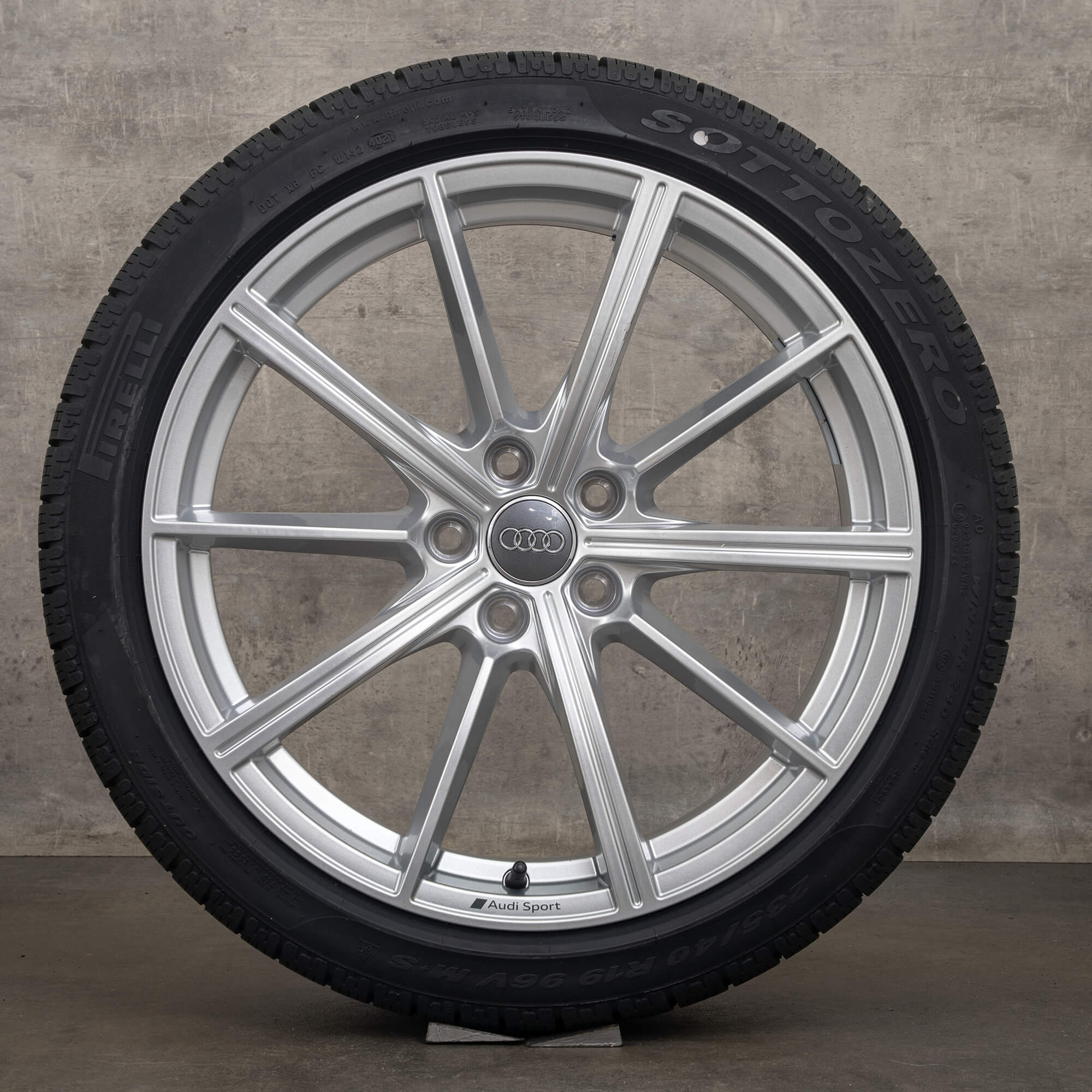 Originele Audi RS4 RS5 winterwielen 19 inch B9 8W velgen 8W0601025CP zilver