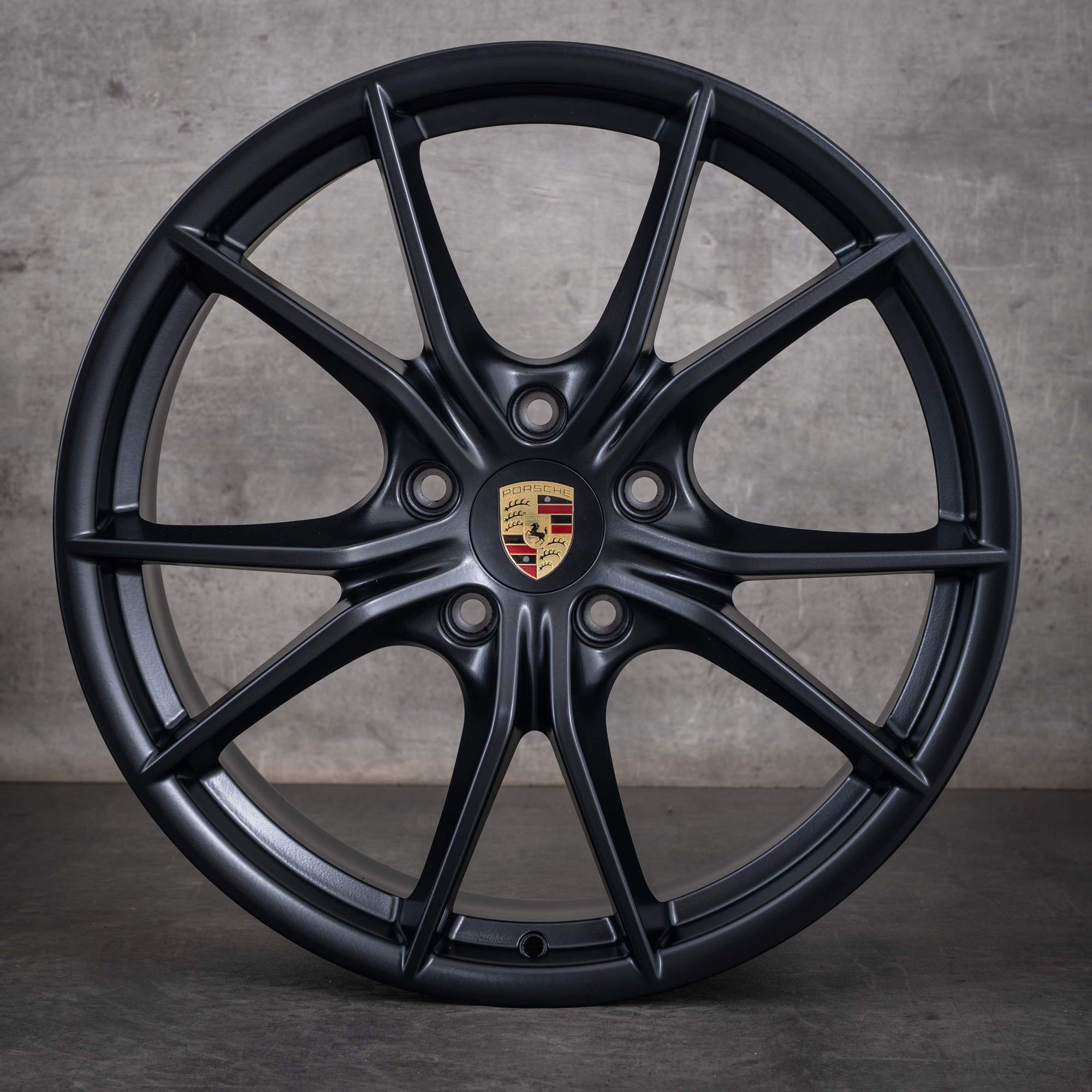 Oryginalne felgi Porsche 991 II 20 cali Carrera 4 i S GTS 99136271000 99136276003, matowa czerń