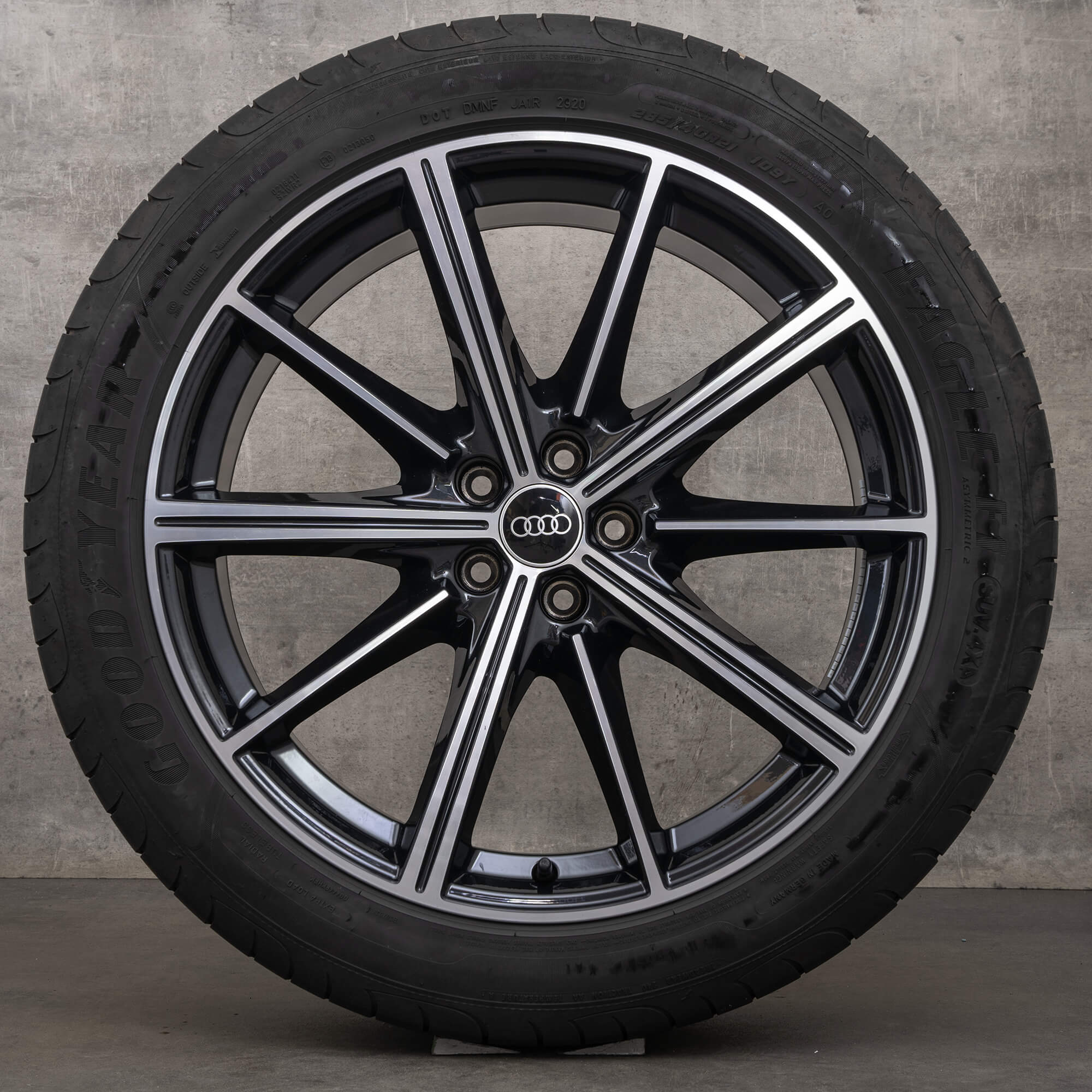Audi Q7 SQ7 4M letni alu kola 21 palcové ráfky pneumatiky 4M0601025CC