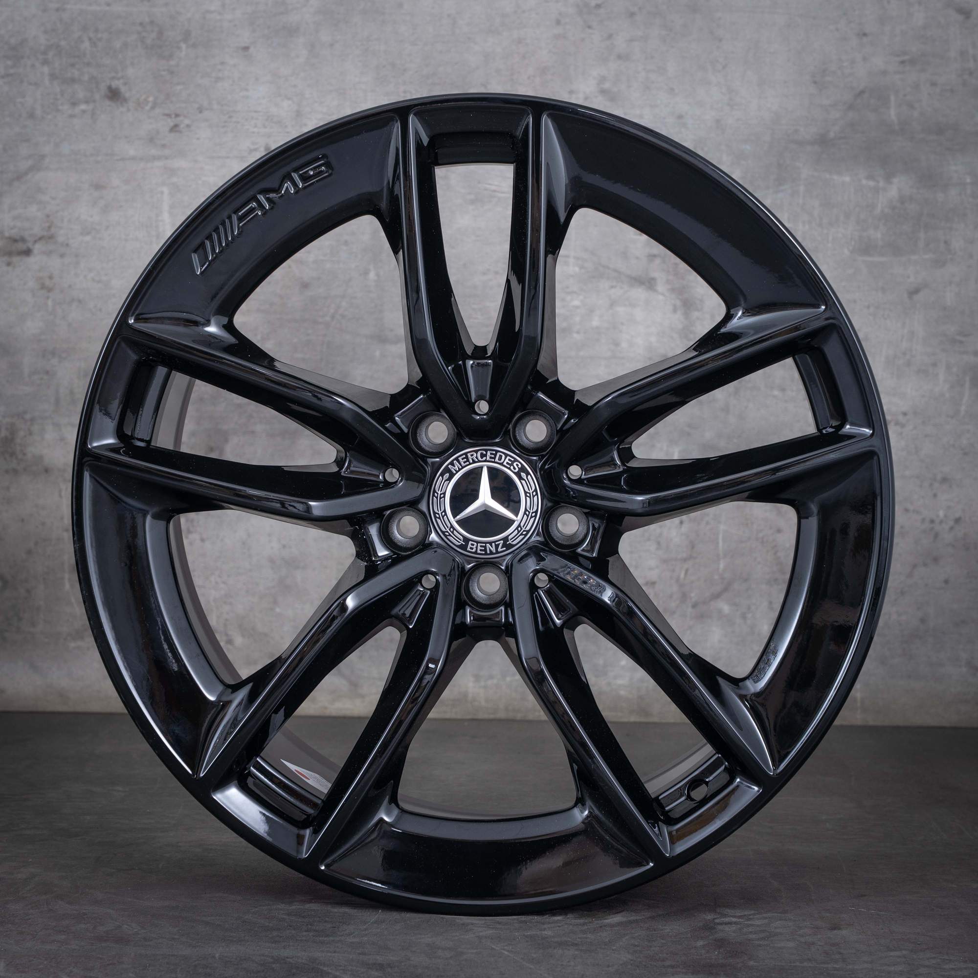 Orijinal Mercedes Benz GT 43 53 63 & S 4Matic AMG jantlar 19 inç X290 4 kapılı A2904010200 A2904010300 siyah parlak