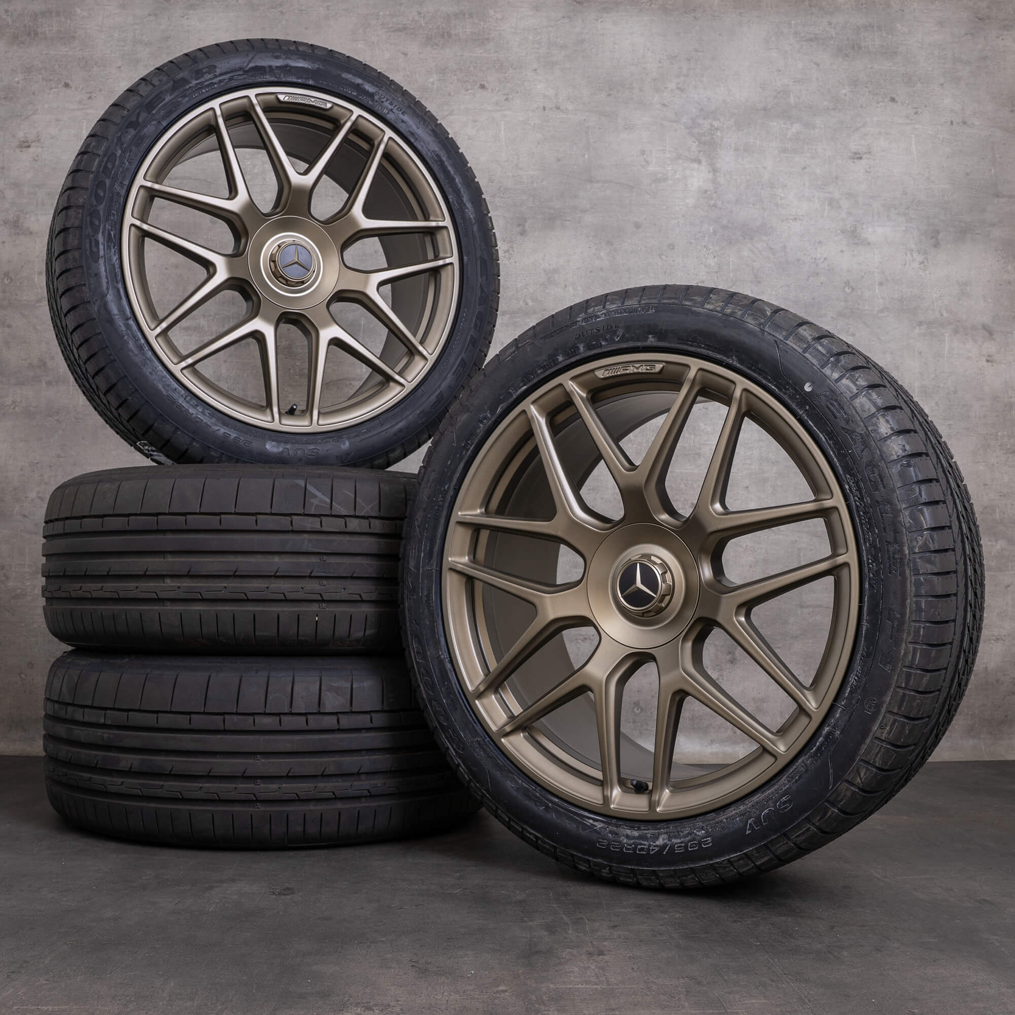 Originale Mercedes Benz G-Klasse G 63 AMG fælge 22 tommer W465 W463A sommerdæk A4634012000 techgold