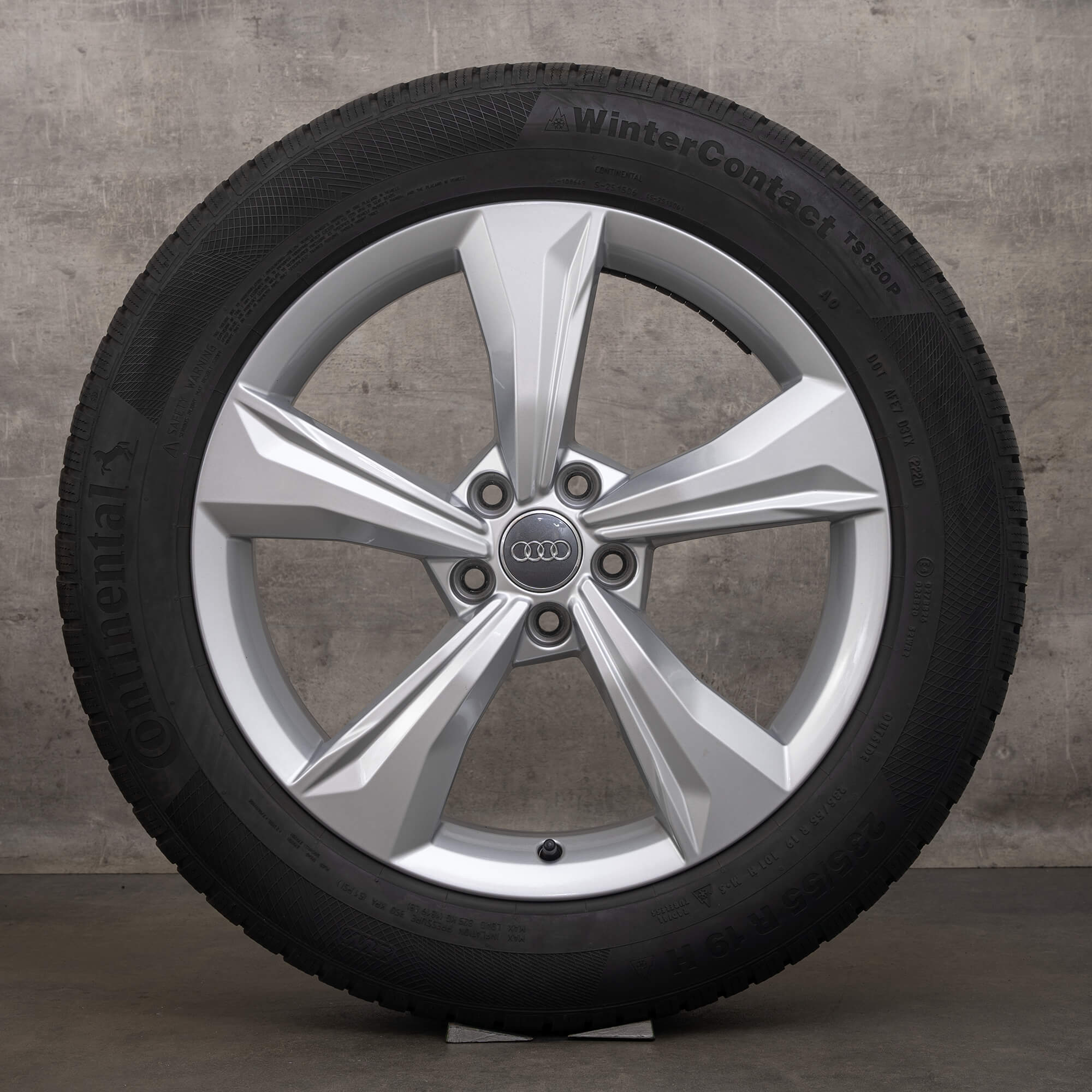 OEM Audi Q5 SQ5 19 inch FY rims winter tires 80A601025K silver wheels