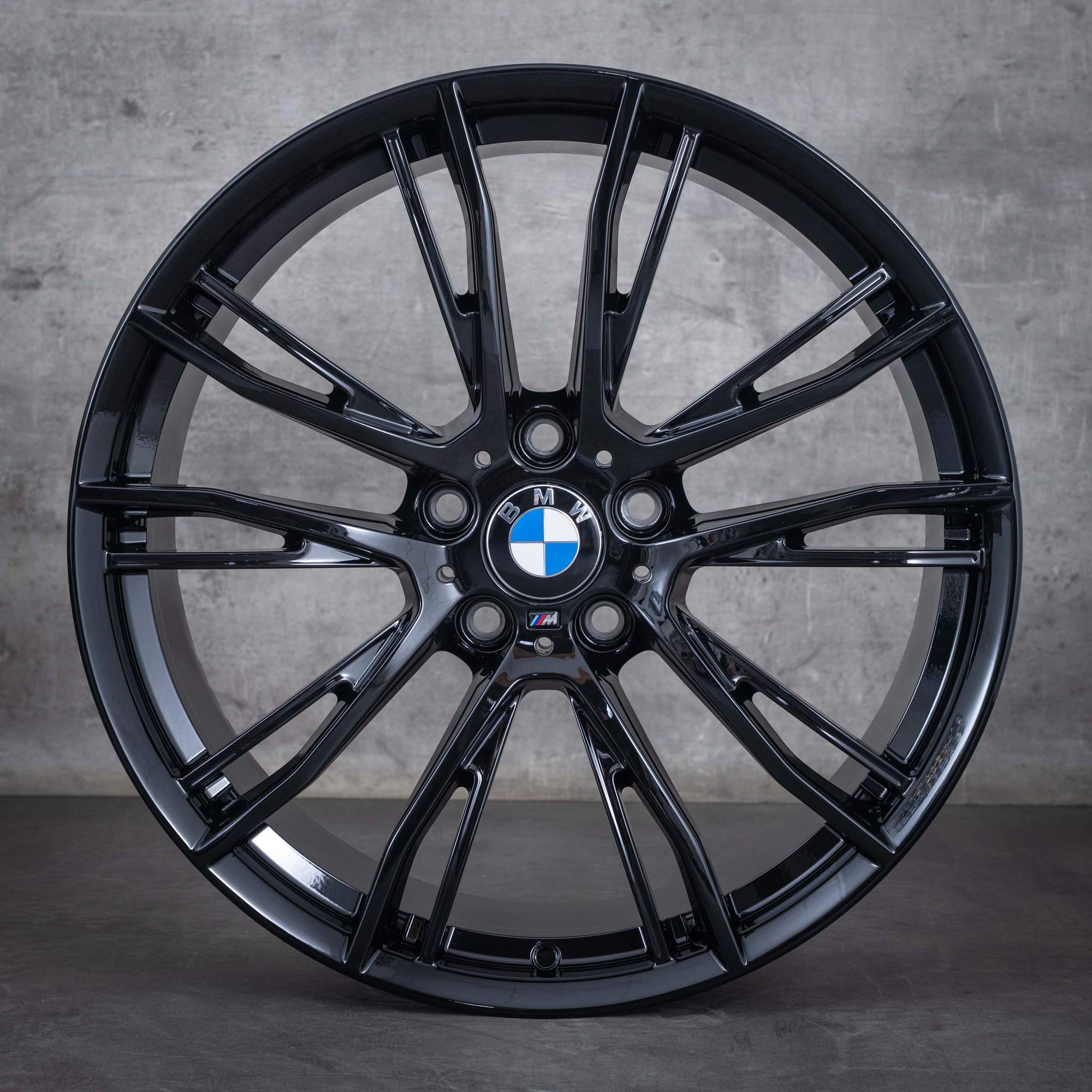 Alkuperäiset BMW 3-sarjan 4-sarjan vanteet 20 tuuman F30 F31 F34 F32 F33 Styling 624 M 6864392 6864393 musta kiiltävä