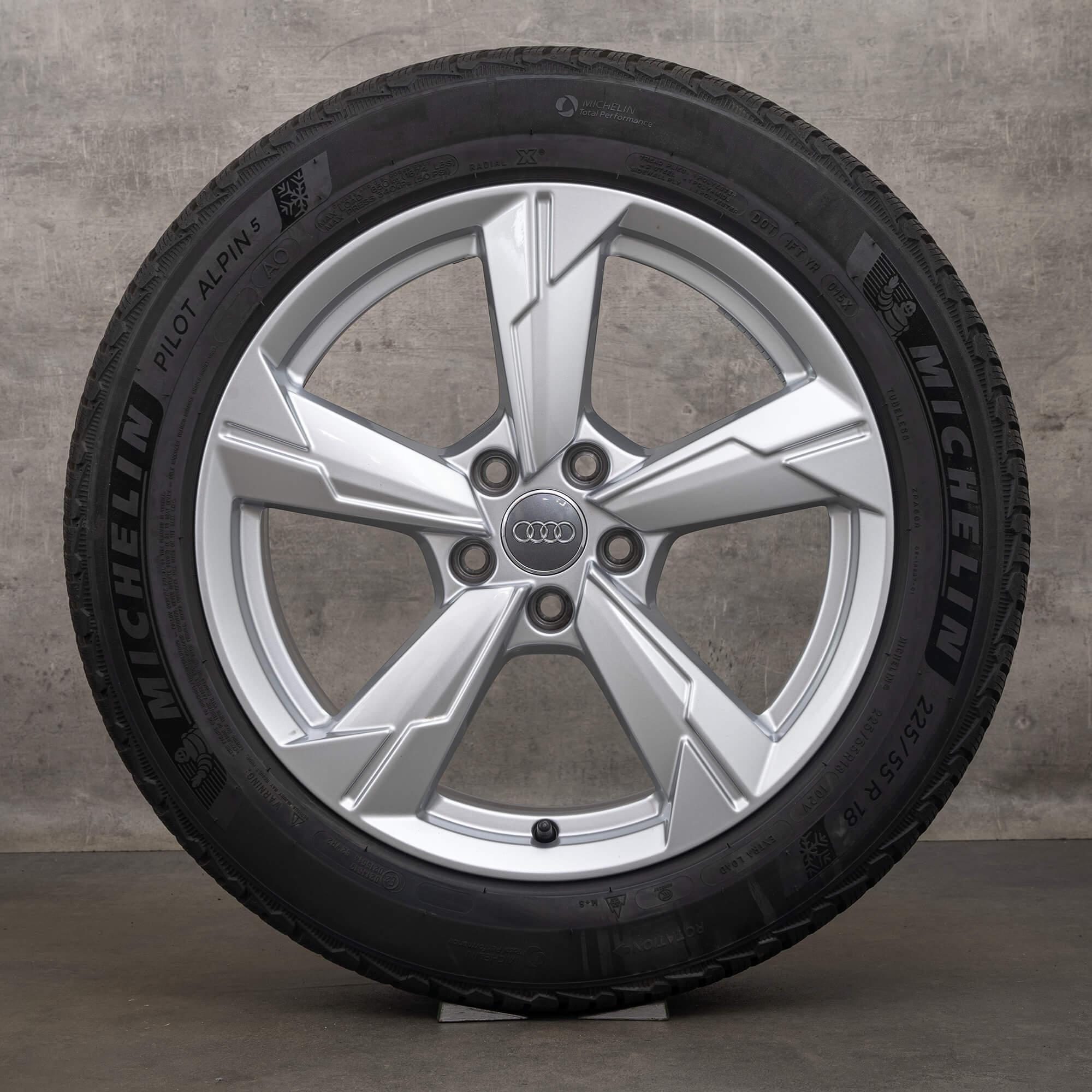 Jante vară originale Audi A6 S6 18 inch 4K C8 jante 4K0601025D argintiu