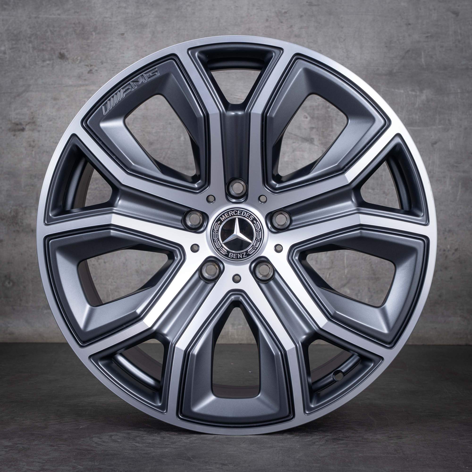 Alkuperäiset Mercedes Benz G-sarjan G63 AMG vanteet 20 tuuman W463 W465 A4654010900 himalaya harmaa kiillotettu käännetty