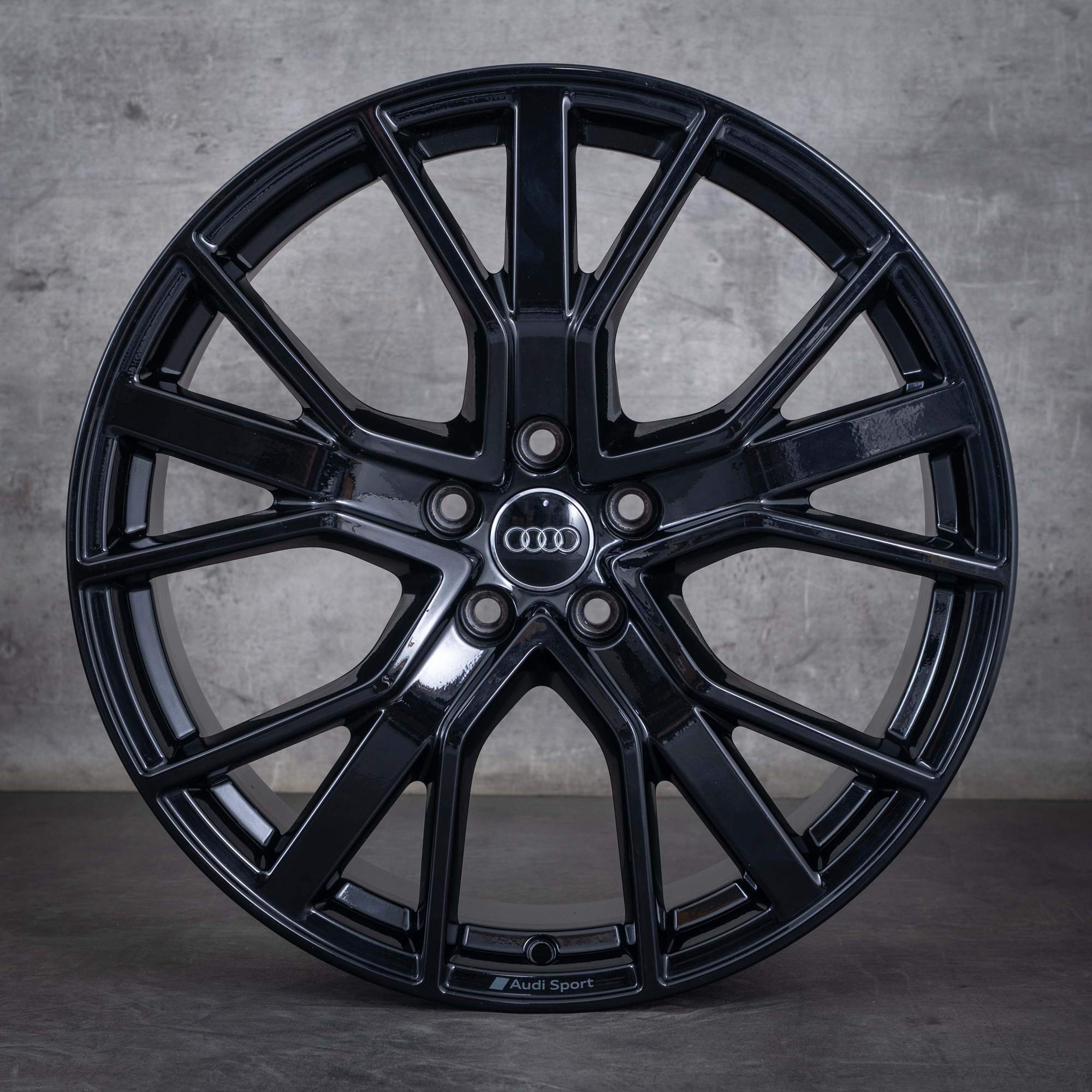 Alkuperäiset Audi Q3 RSQ3 vanteet 20 tuuman F3-kesäpyörät 83A601025T musta kiiltävä