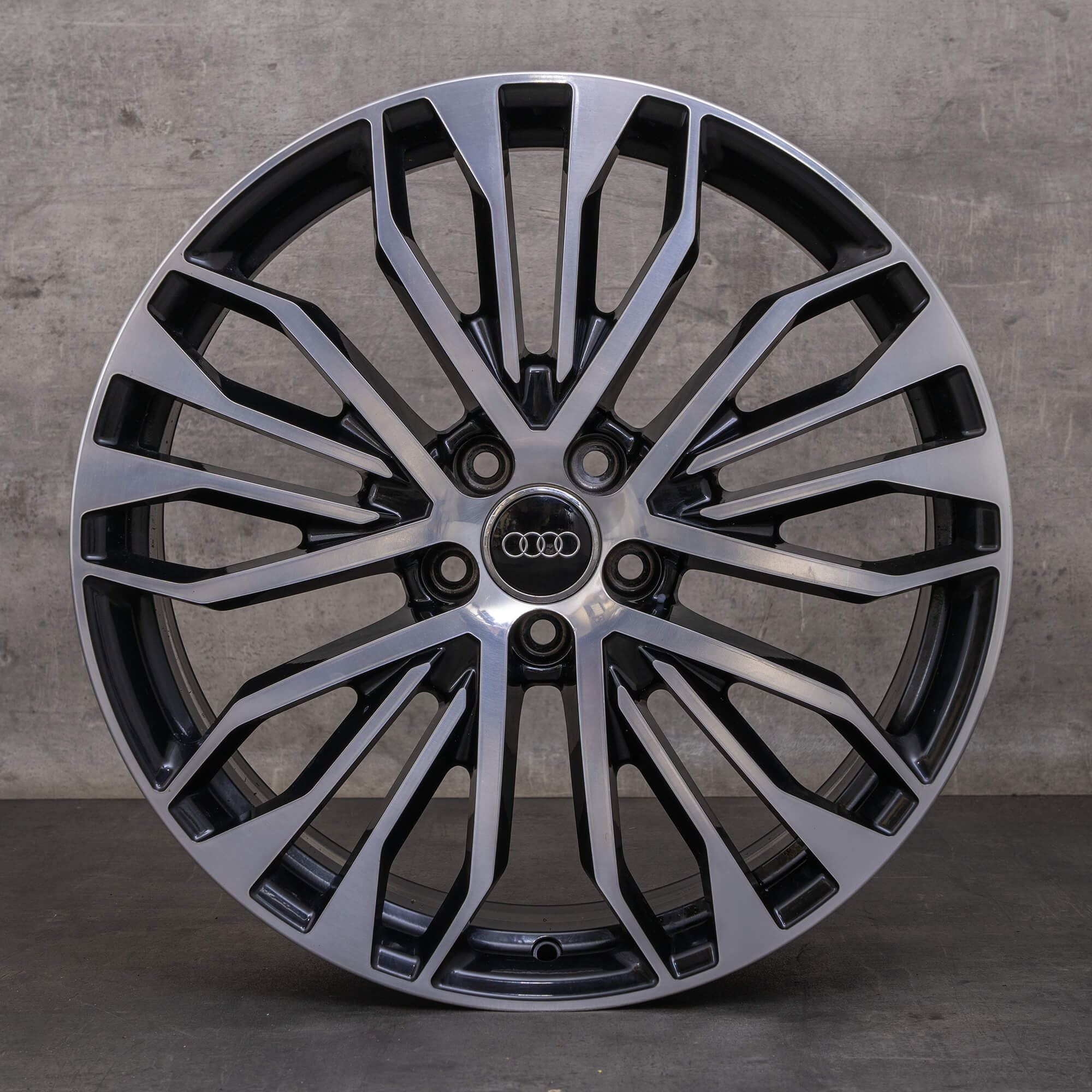 Original Audi A6 S6 fälgar / fälg 20 tum 4G C7 4G0601025CR svart polerad