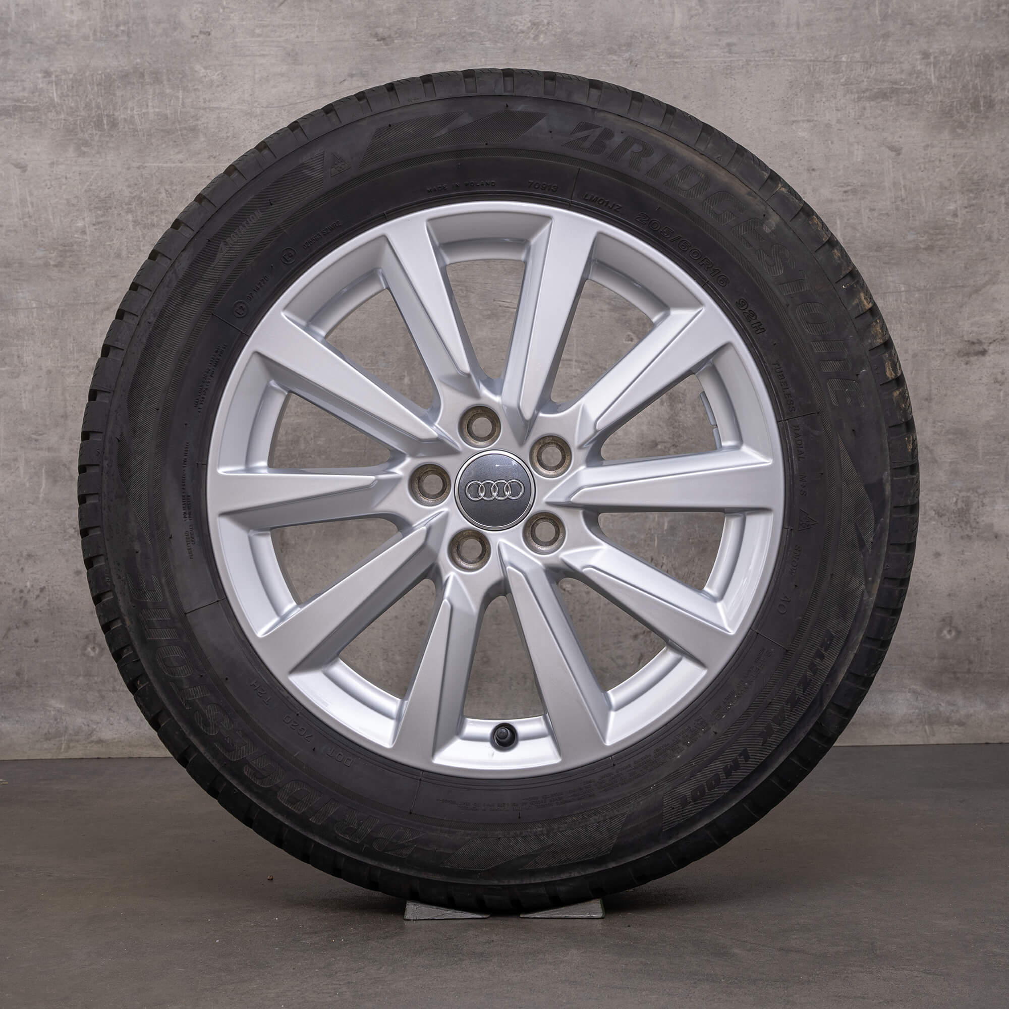 Jantes de inverno originais Audi A1 16 polegadas Citycarver GB jantes 82A601025C prata