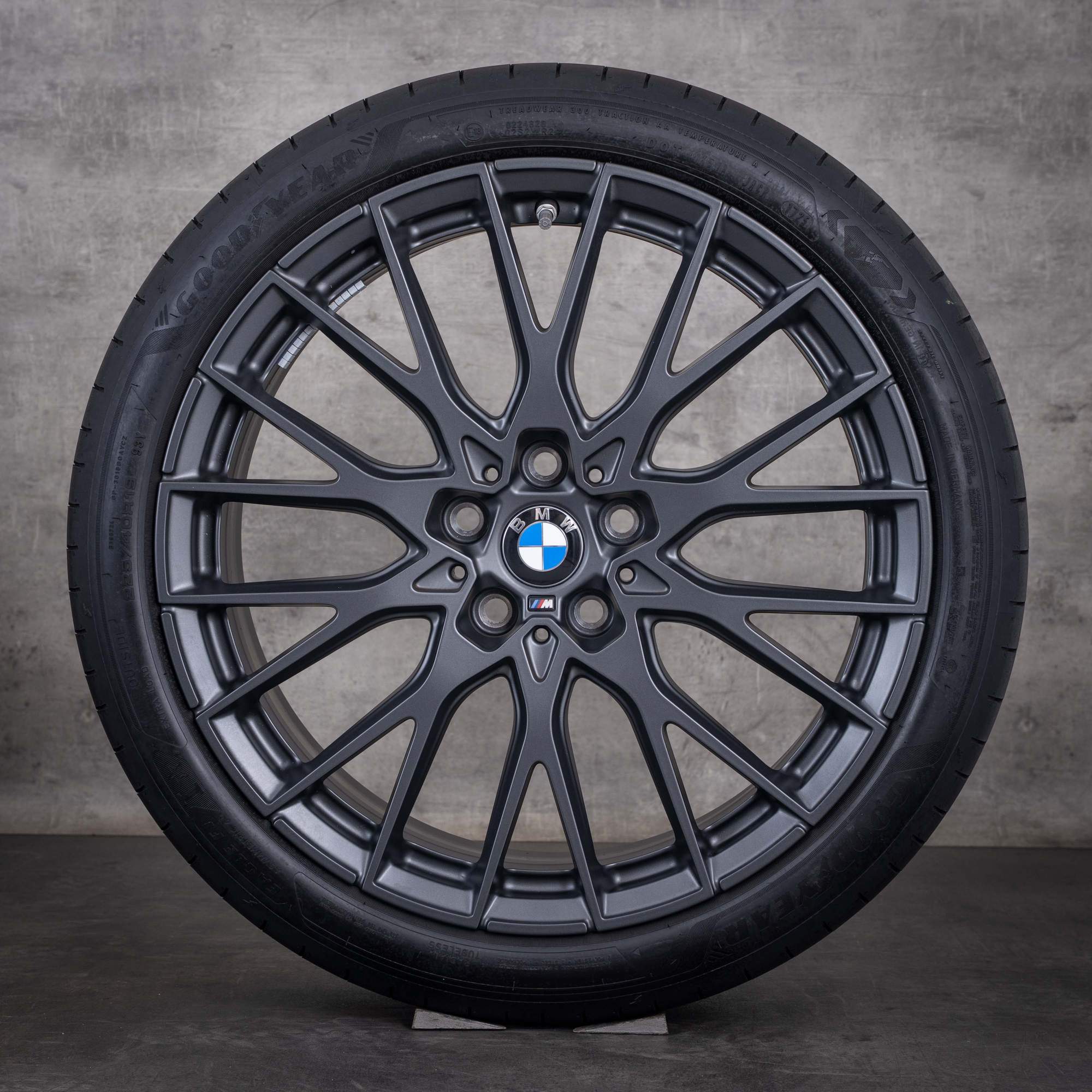 Oryginalne felgi BMW serii 1 i Seria 2 19 cali F70 F74 Gran Goupe opony letnie 1085 M 5A917C3 kolor midnight grey matowy