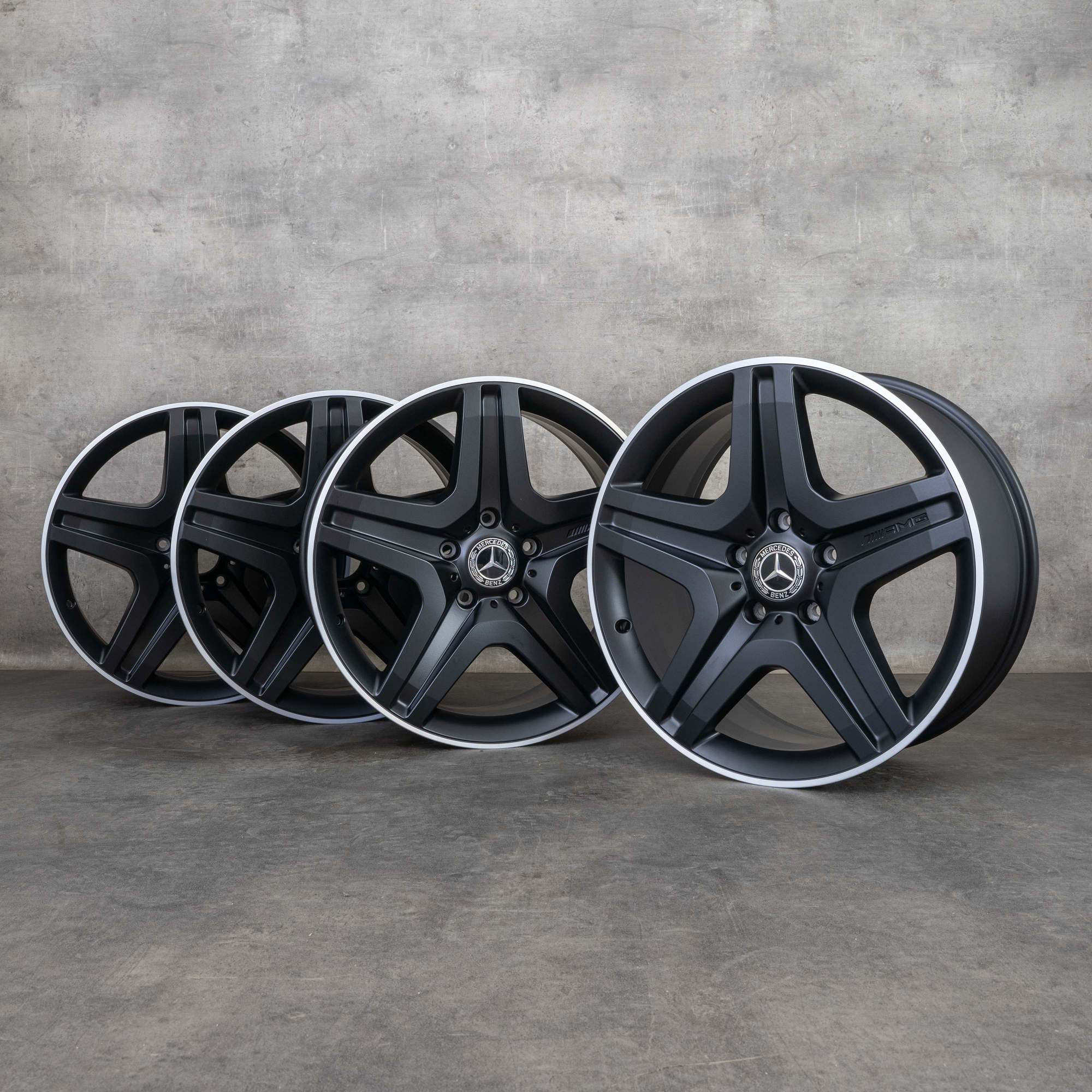 OEM Mercedes Benz G-Class AMG Rims 20 inch W463 W465 G63 G65 A4634012702 black matt polisched NEW