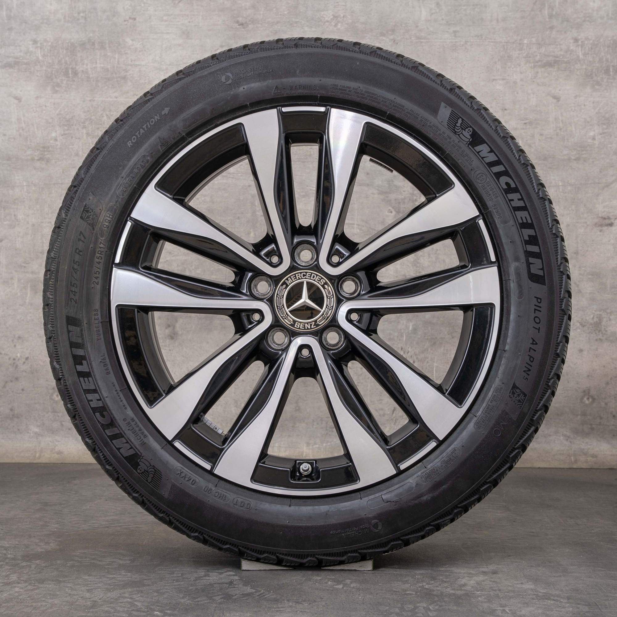 Alkuperäiset Mercedes Benz C-sarjan Hybridit-talvirenkaat 17 tuuman W206 S206 vanteet A2064016000 A2064016100 himalajanharmaa kiillotettu käännetty
