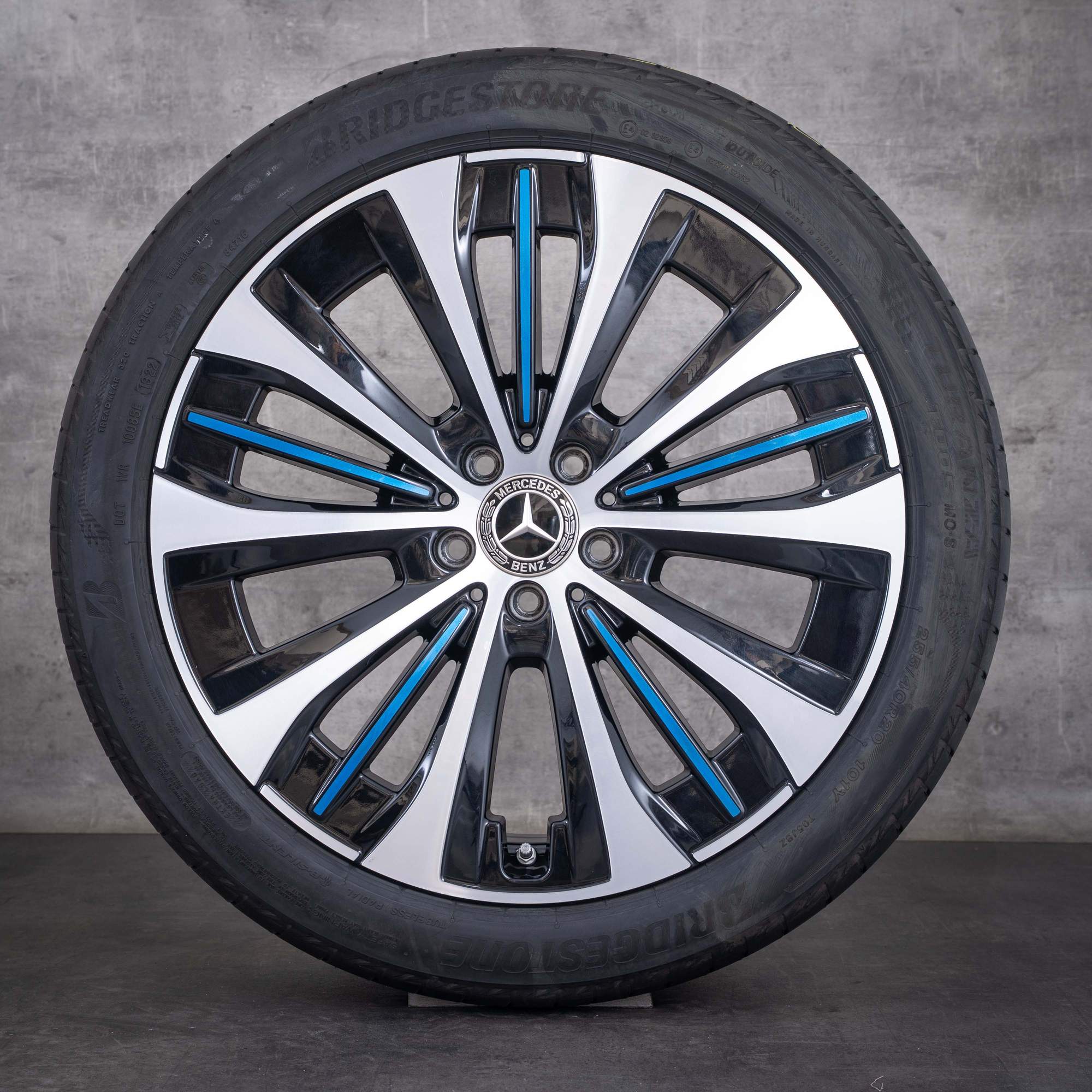OEM Mercedes-Benz EQE 20inch V295 winter wheels Saloon rims A2954011800 Black Blue Front diamond cut - wheel 3 of 4