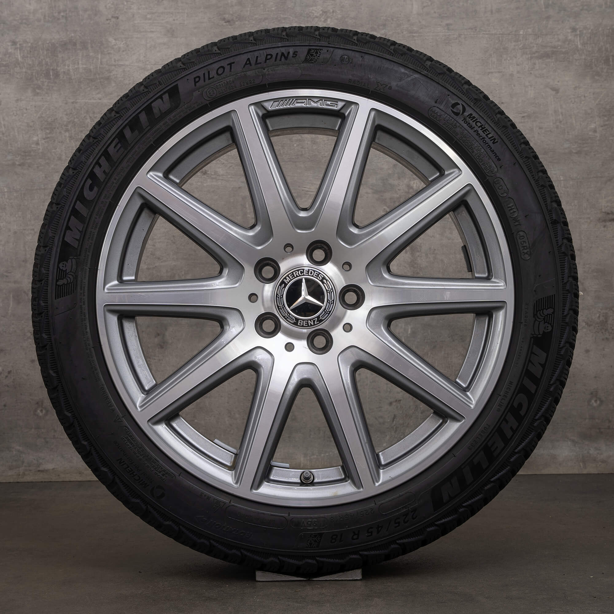 Rodas de inverno originais Mercedes Benz Classe A CLA AMG 18 polegadas A45 & S W177 35 e 45 C118 jantes A1774013900 cinza Himalaya alto brilho