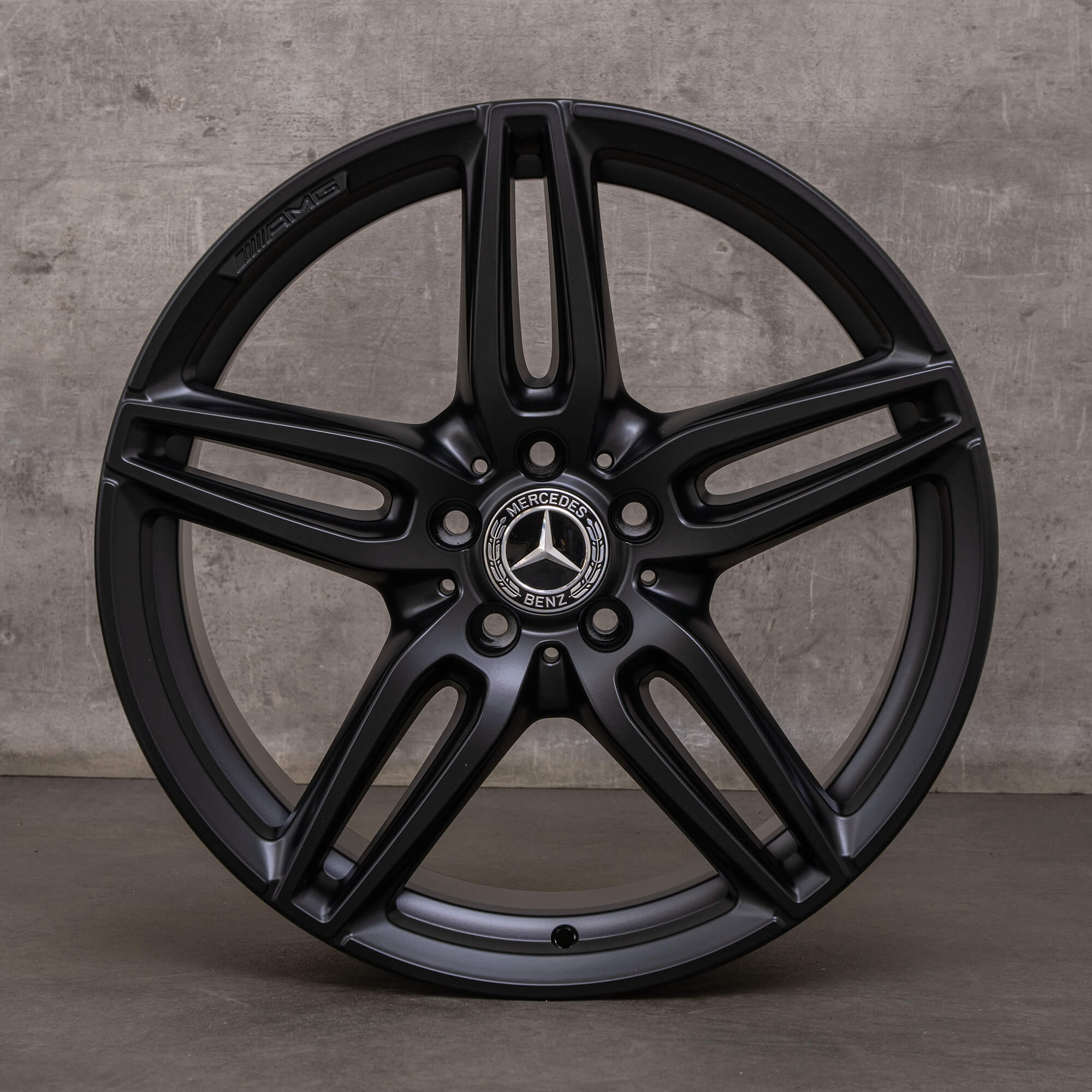 Orijinal Mercedes Benz E-Serisi AMG jantlar 19 inç W213 S213 C238 A238 A2134012000 A2134012100 siyah mat