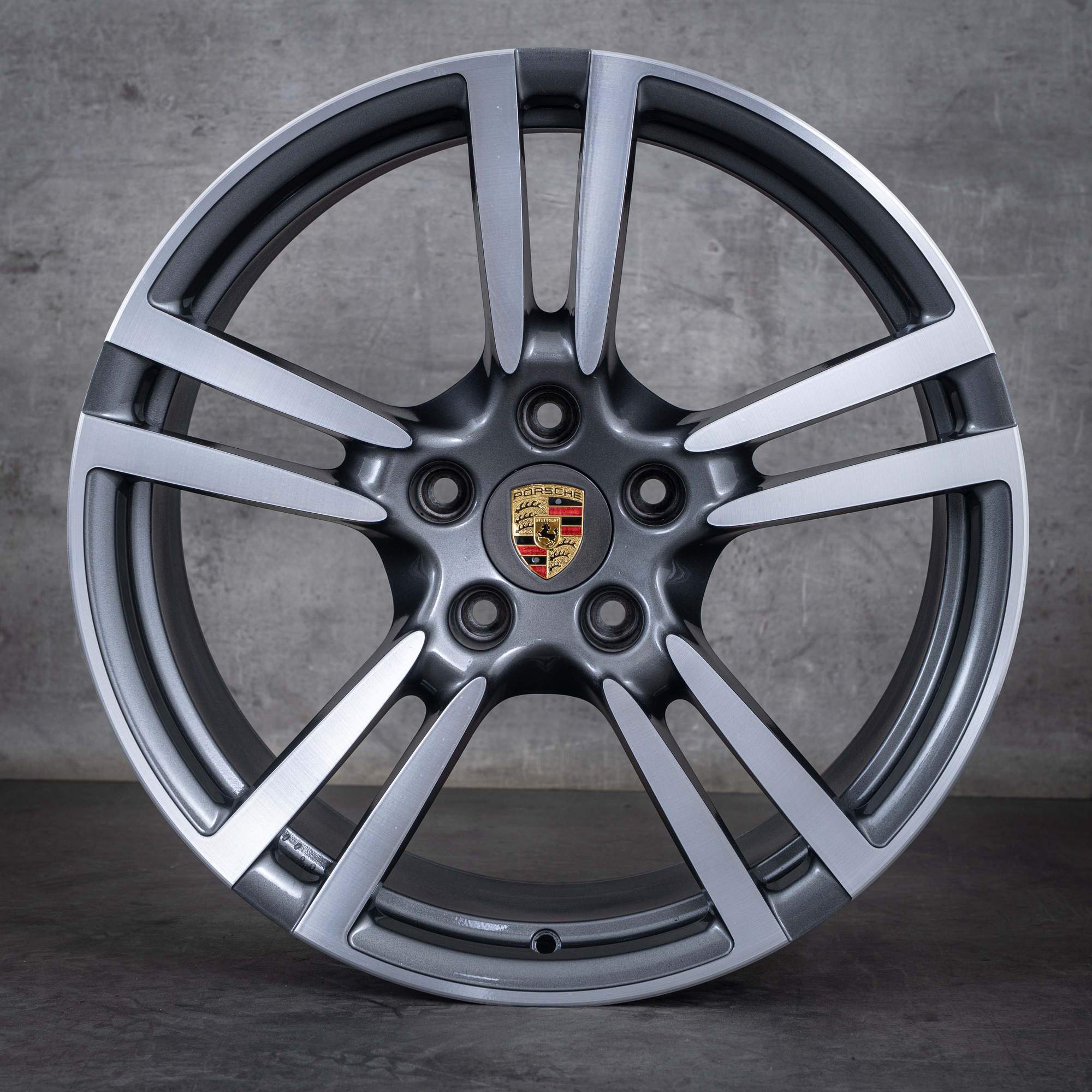 Oryginalne Felgi Porsche Panamera 970 20 cali G1 97036217806 97036219204 Koło Turbo II tytanowe polerowane