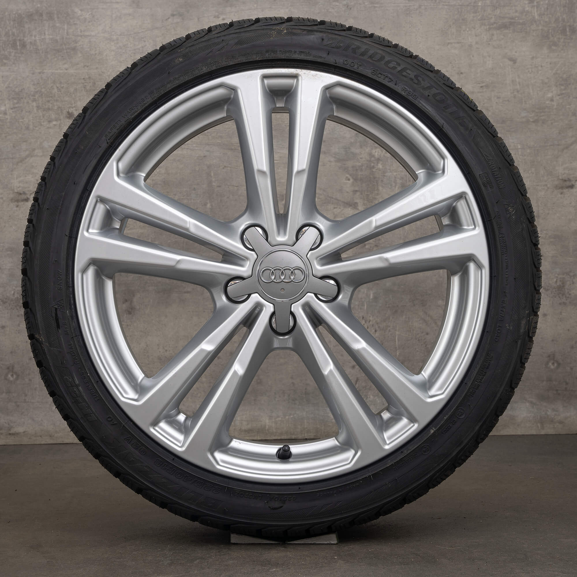 Jantes de inverno originais Audi A3 S3 18 polegadas 8V jantes 8V0601025AJ prata NOVO