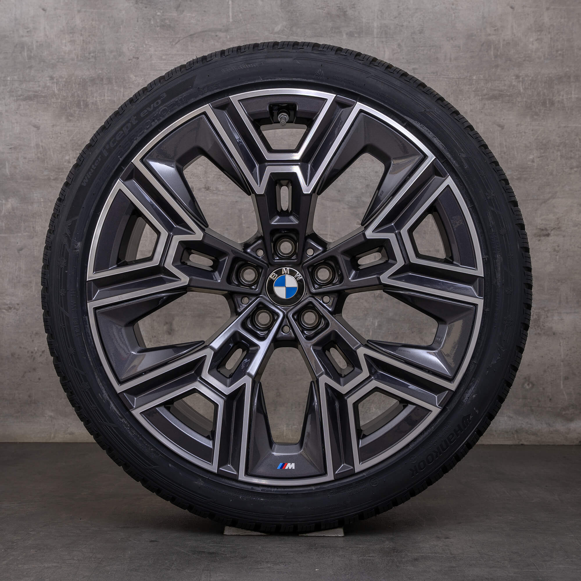 OEM BMW 5 Series i5 snow tire packages 20 inch G60 G61 Rims