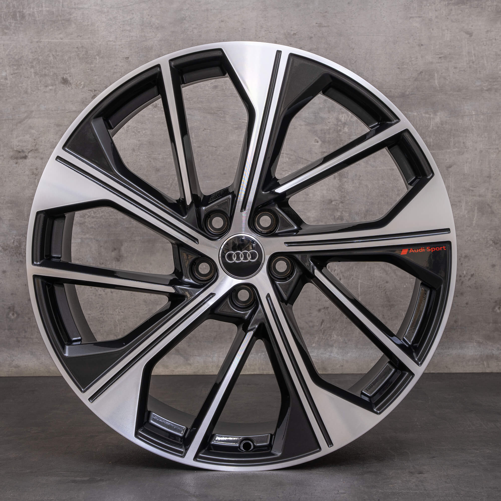 Originale Audi Q5 SQ5 felger 21 tommer FY 80A601025BQ svart blankpusset