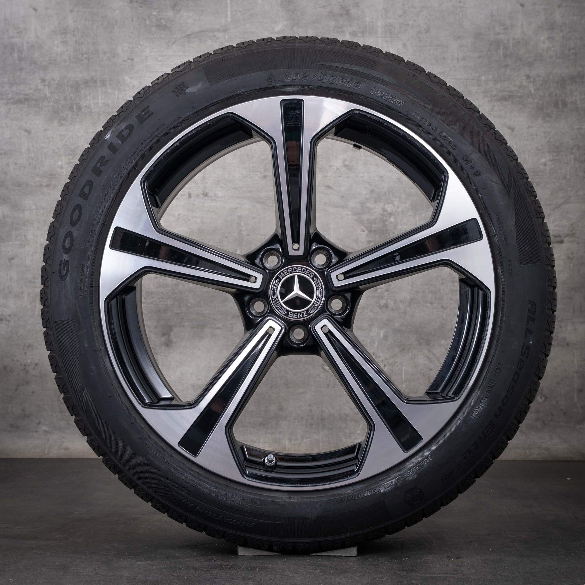 Original Mercedes Benz E-Klasse Winterräder 19 Zoll W214 S214 Felgen A2144013600 schwarz glanzgedreht