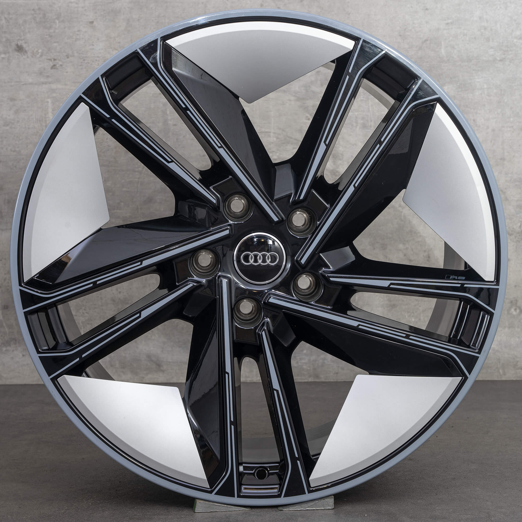 Audi 21 inch velgen e-tron GT RS FW concaaf design 4J3601025L 4J3601025M NIEUW