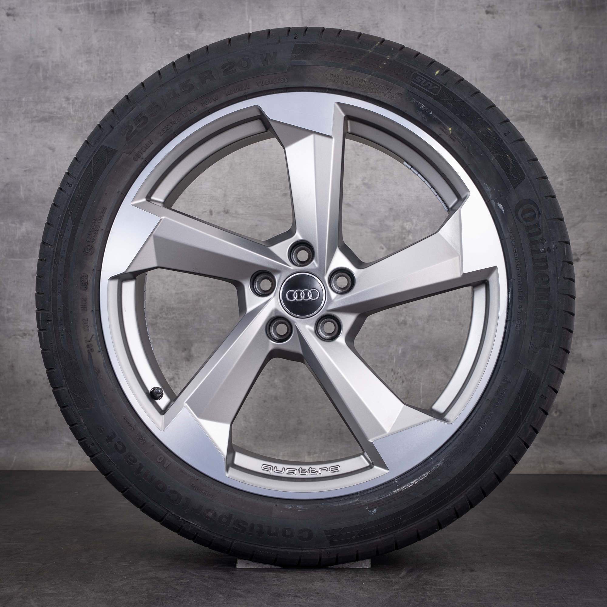 Oryginalne felgi Audi Q5 SQ5 20 cali FY – opony letnie 80A601025S wzór Rotor Quattro tytan w stylu diamond cut z polerowanymi elementami
